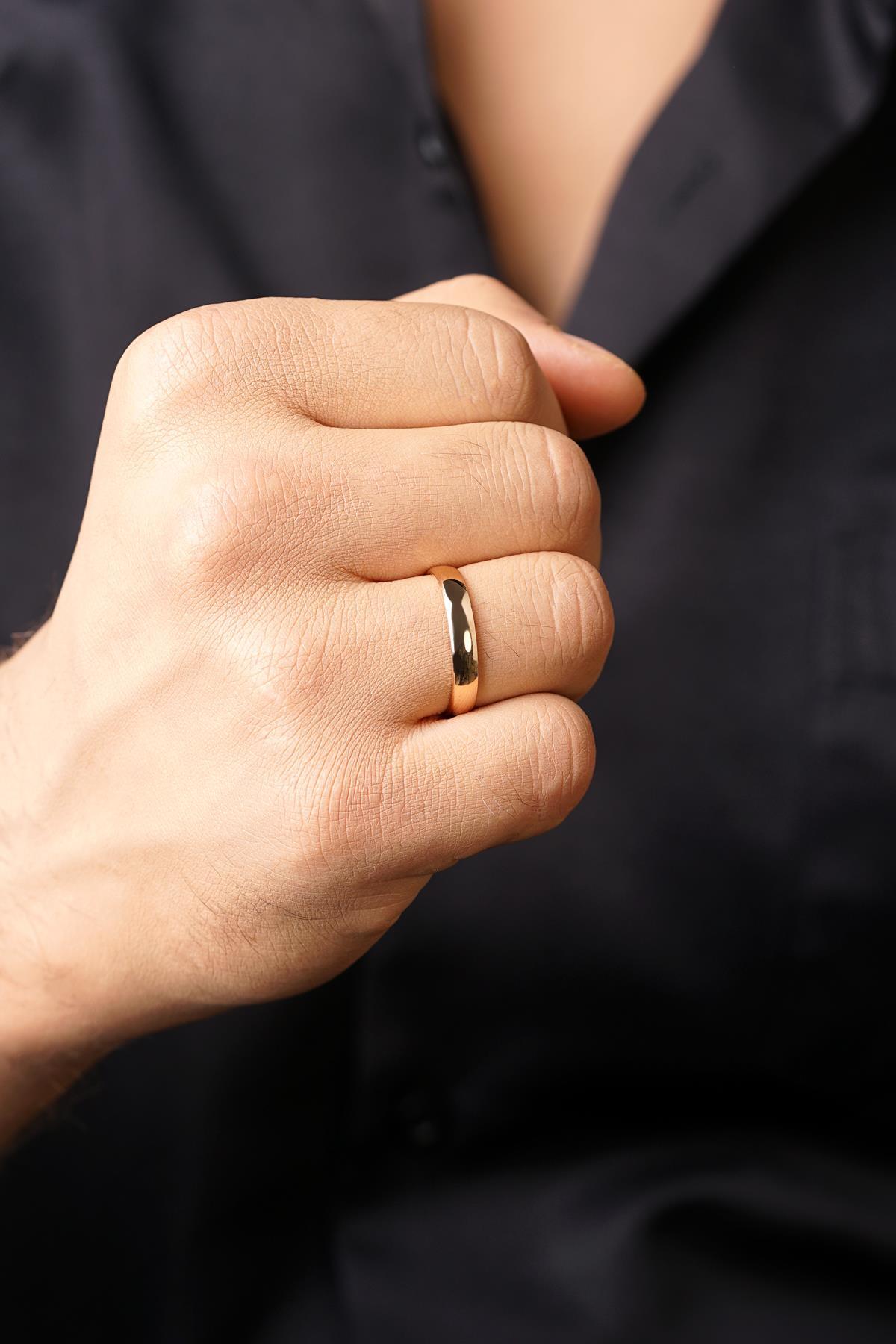 14 Ayar Altın 4 mm Bombeli Erkek Klasik Alyans - Fiyonk Kuyumculuk