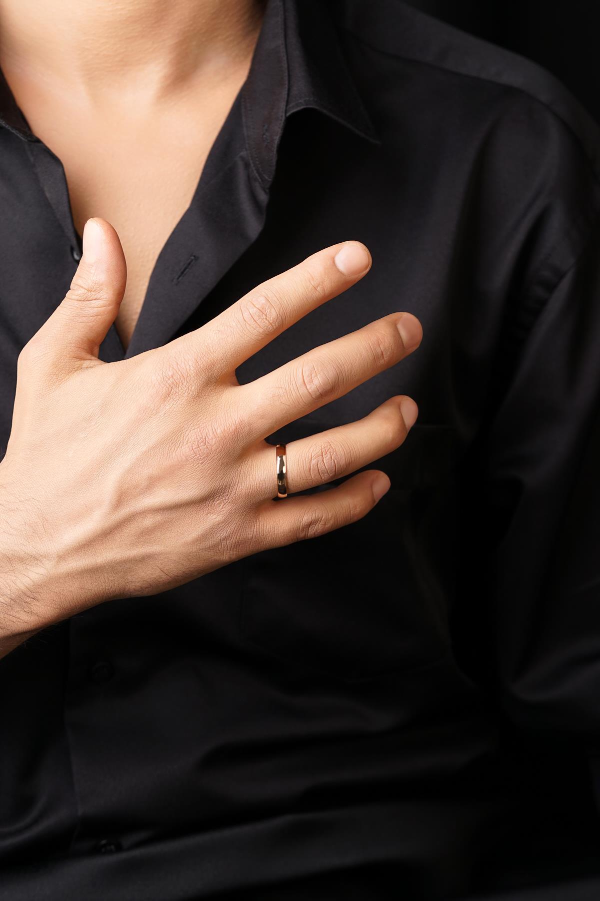 14 Ayar Altın 4 mm Bombeli Erkek Klasik Alyans - Fiyonk Kuyumculuk (1)