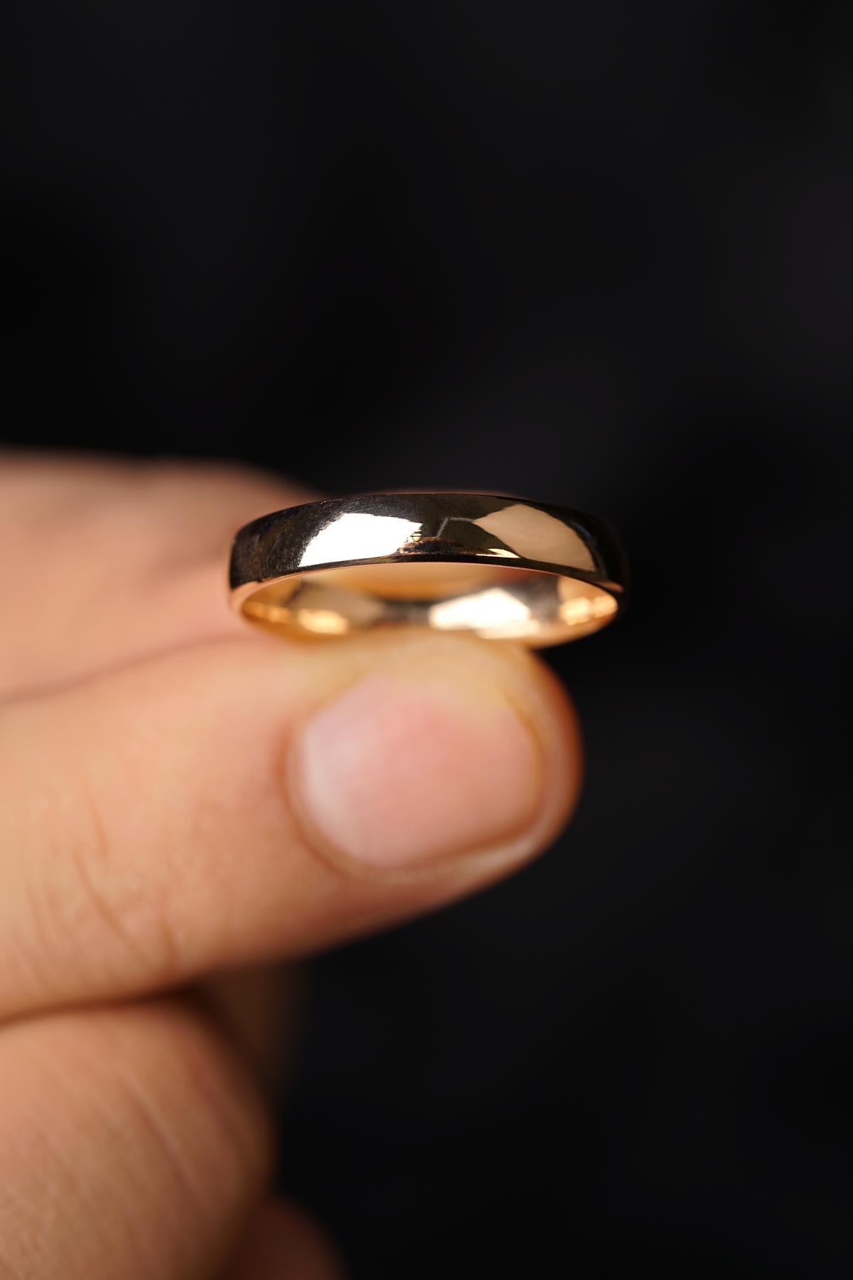 14 Ayar Altın 4 mm Bombeli Erkek Klasik Alyans - Fiyonk Kuyumculuk (1)