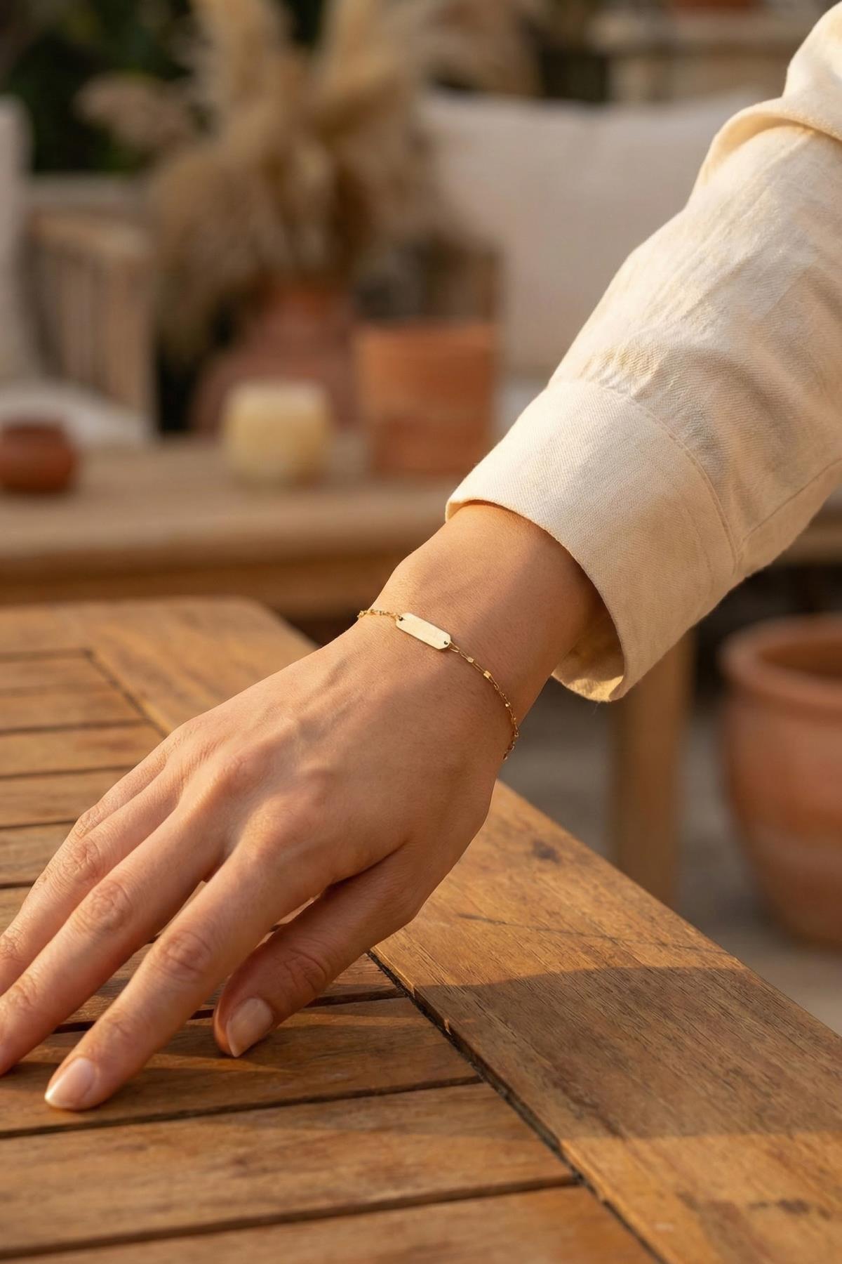 14 Ayar Altın Aynalı Zincirli Plaka Bileklik - Fiyonk Kuyumculuk (1)