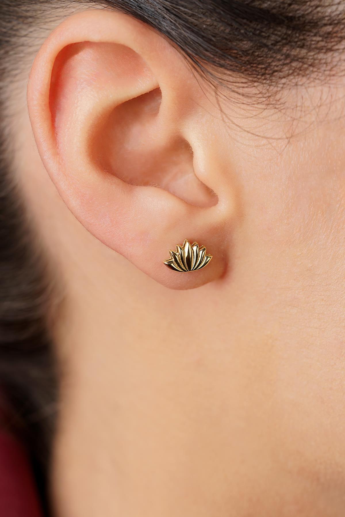 14 Ayar Altın Baby Lotus Küpe - Fiyonk Kuyumculuk