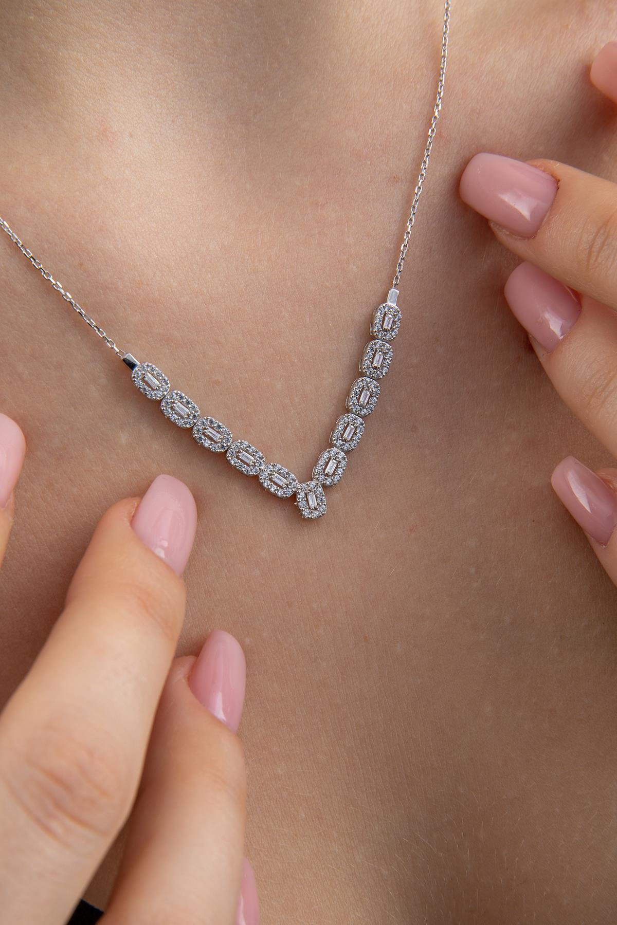 14 Ayar Altın Baget Dizisi Kolye - Fiyonk Kuyumculuk (1)