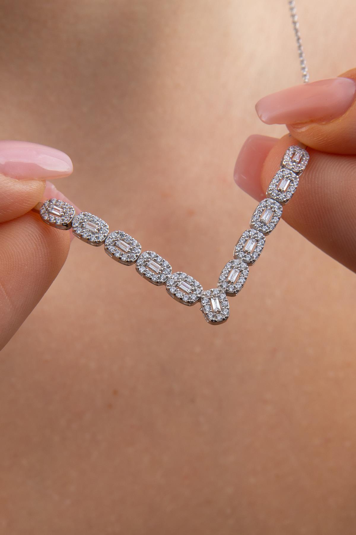 14 Ayar Altın Baget Dizisi Kolye - Fiyonk Kuyumculuk (1)