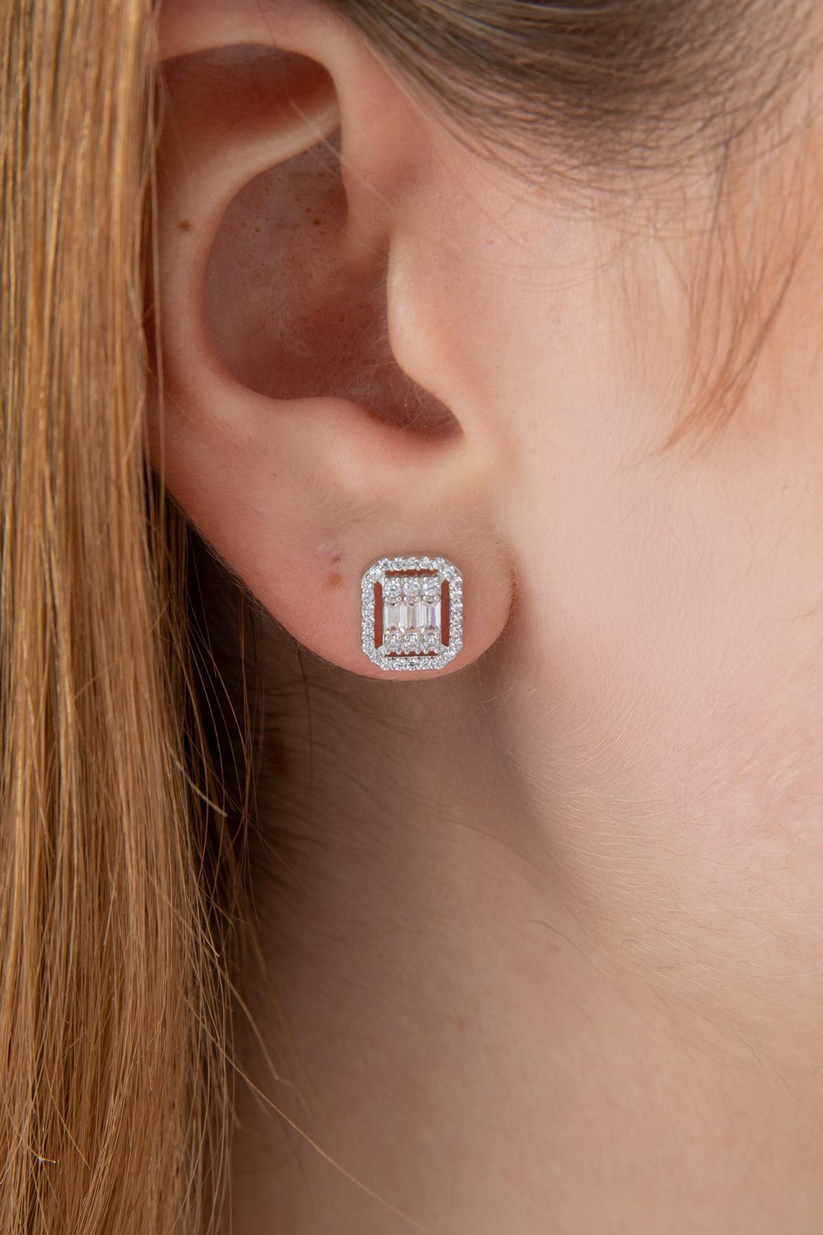 14 Ayar Altın Baget Küpe - Fiyonk Kuyumculuk