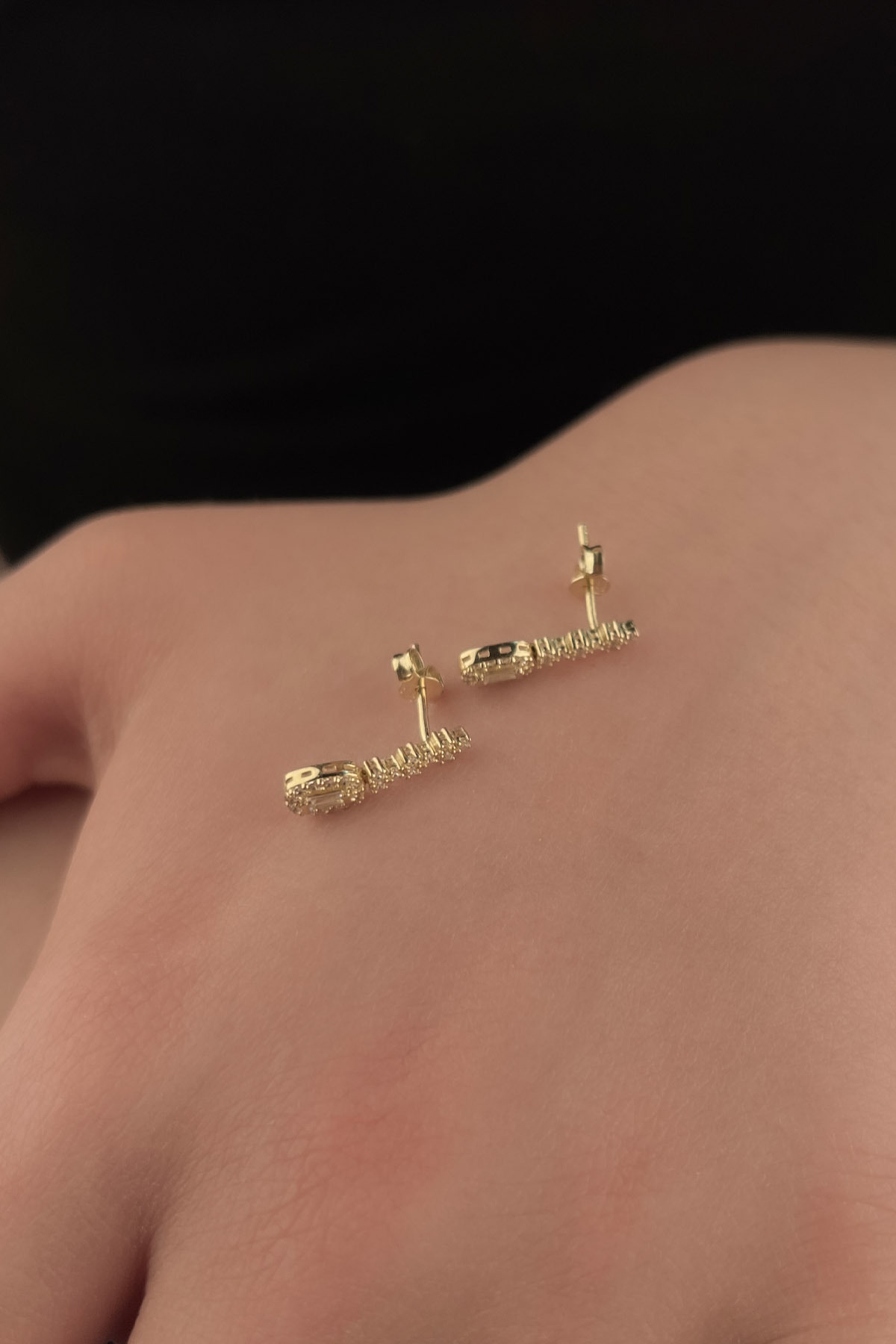 14 Ayar Altın Baget Taş Detaylı Küpe - Fiyonk Kuyumculuk (1)