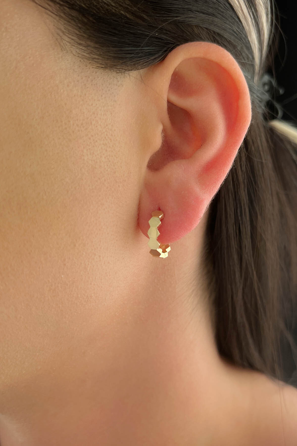 14 Ayar Altın Bal Peteği Halka Küpe Büyük - Fiyonk Kuyumculuk