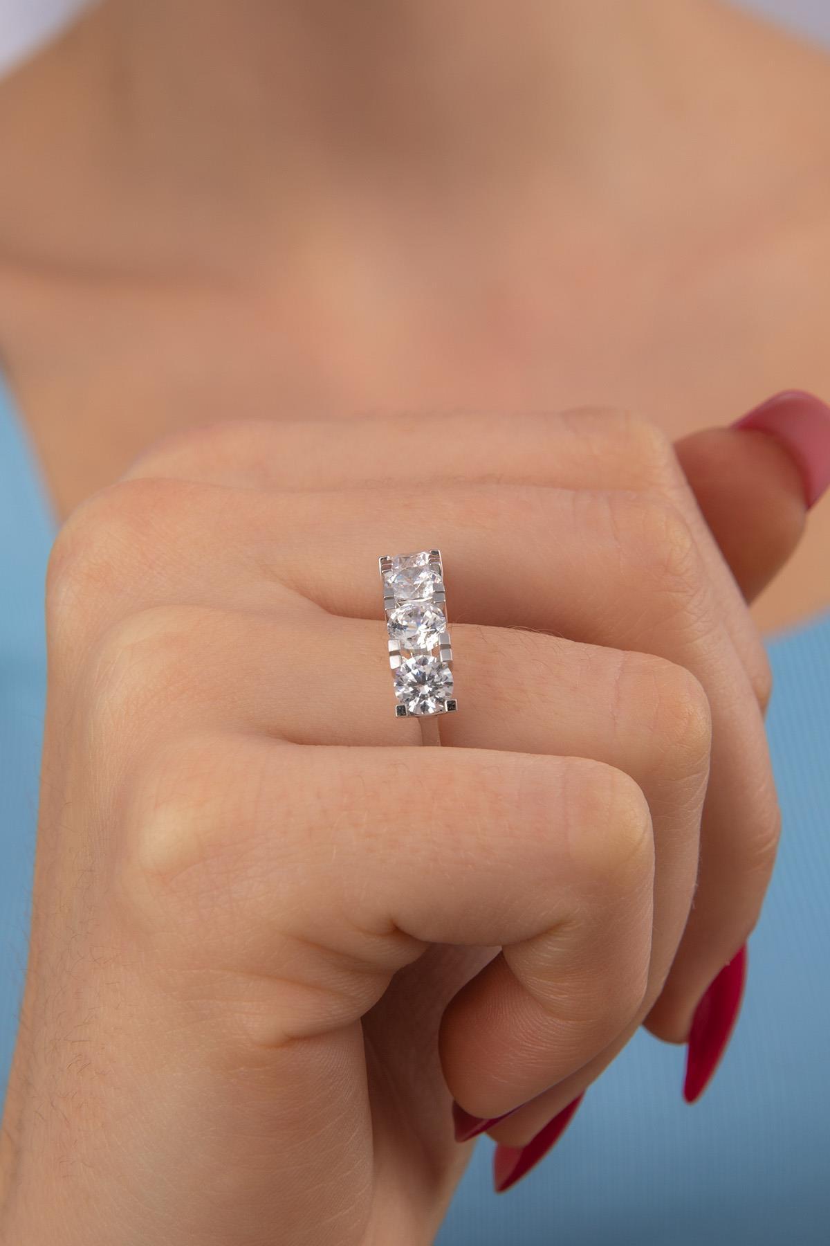 14 Ayar Altın Beştaş Yüzük 8 - Fiyonk Kuyumculuk (1)