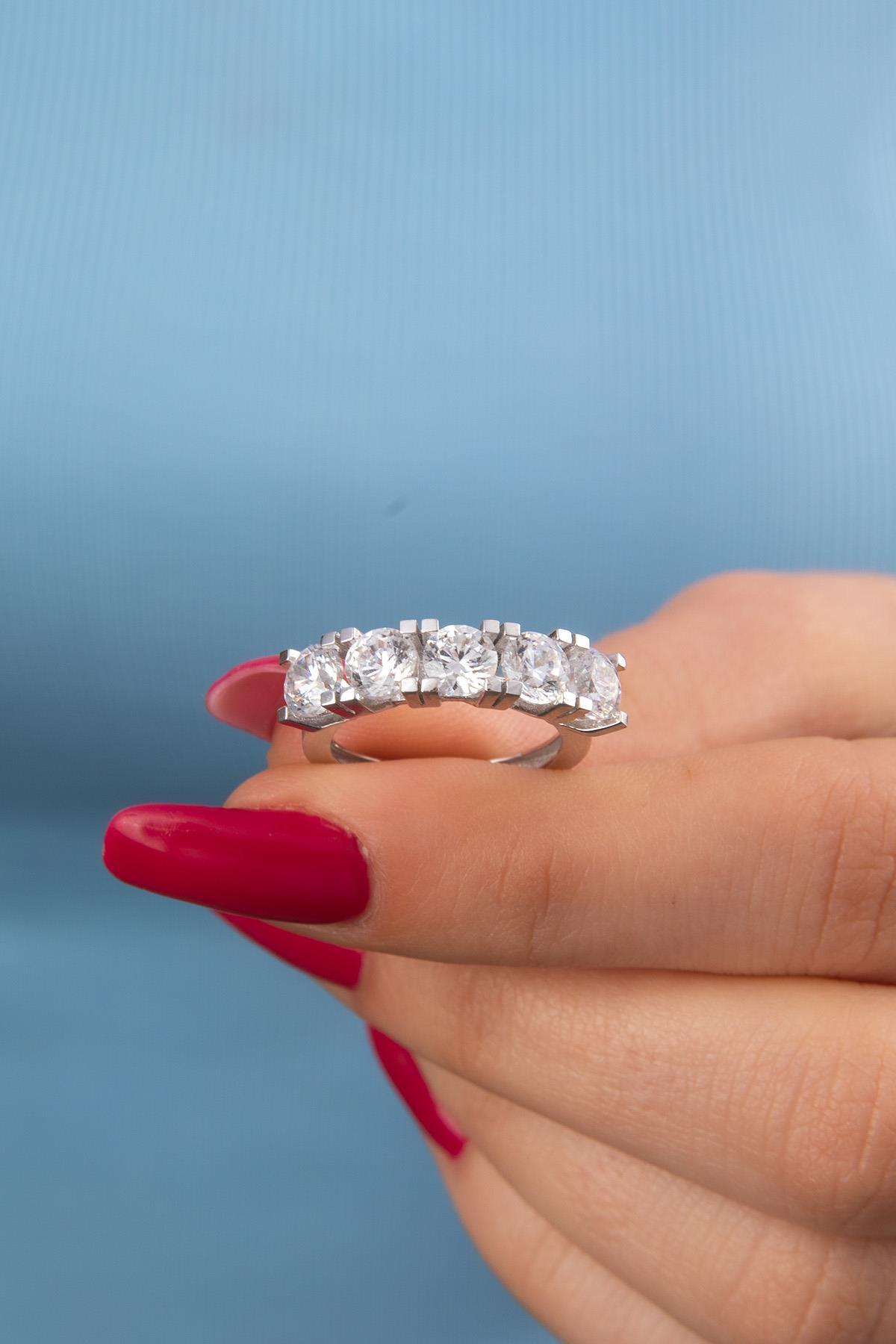 14 Ayar Altın Beştaş Yüzük 8 - Fiyonk Kuyumculuk (1)