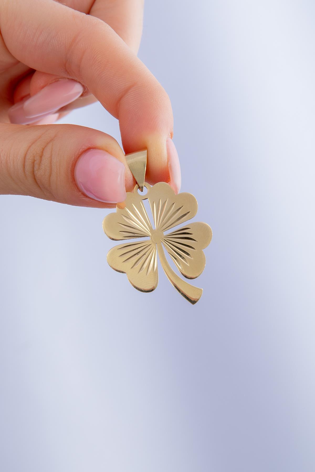 14 Ayar Altın Büyük Yonca Kolye Ucu - Fiyonk Kuyumculuk (1)