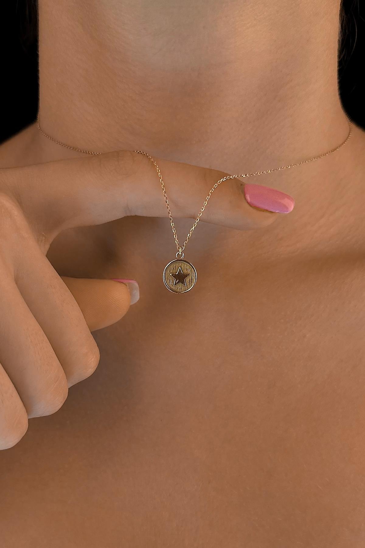 14 Ayar Altın Çerçeveli Yıldız Kolye - Fiyonk Kuyumculuk (1)