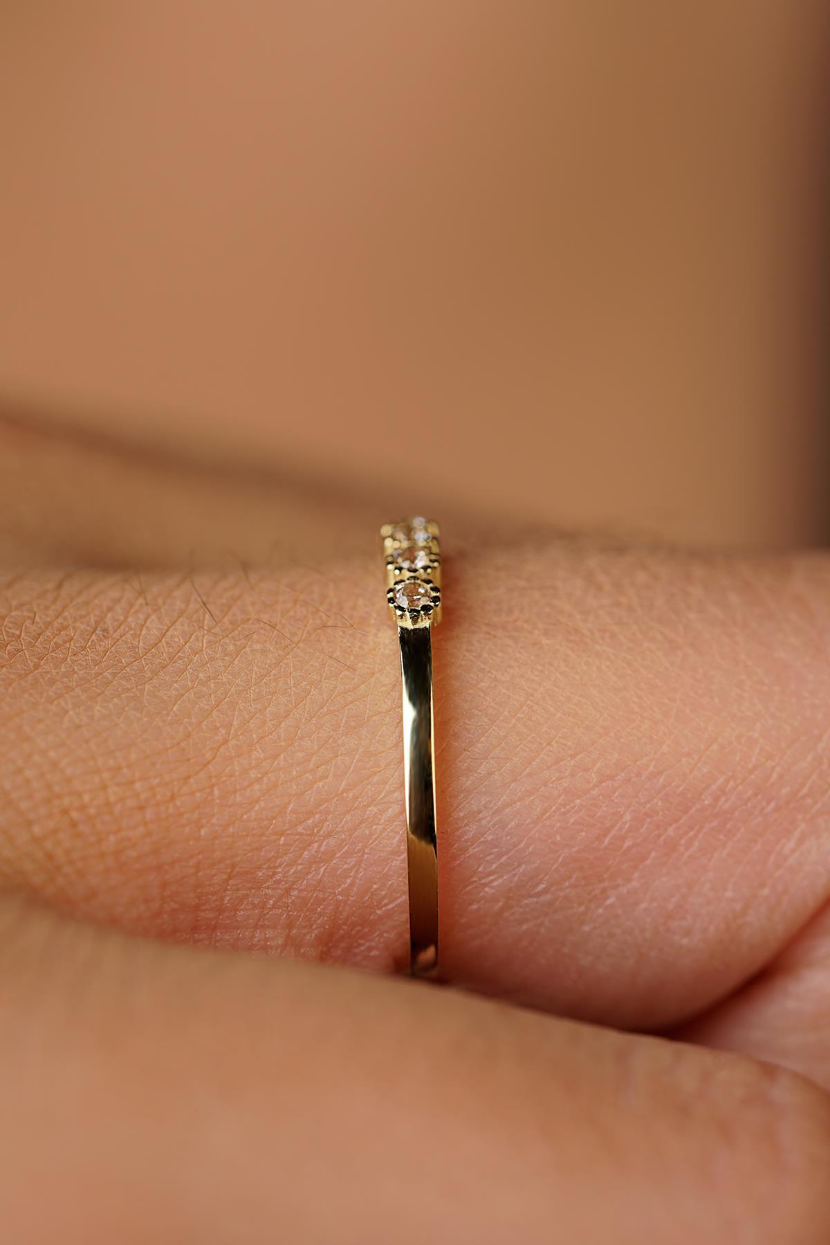 14 Ayar Altın Çiçek 5 Taş Yüzük - Fiyonk Kuyumculuk (1)