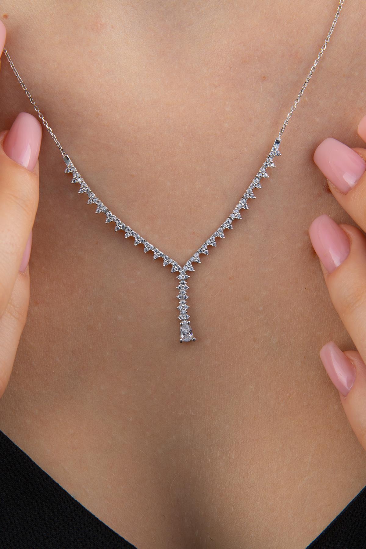 14 Ayar Altın Damla Taş Detaylı Zincirli Kolye - Fiyonk Kuyumculuk (1)