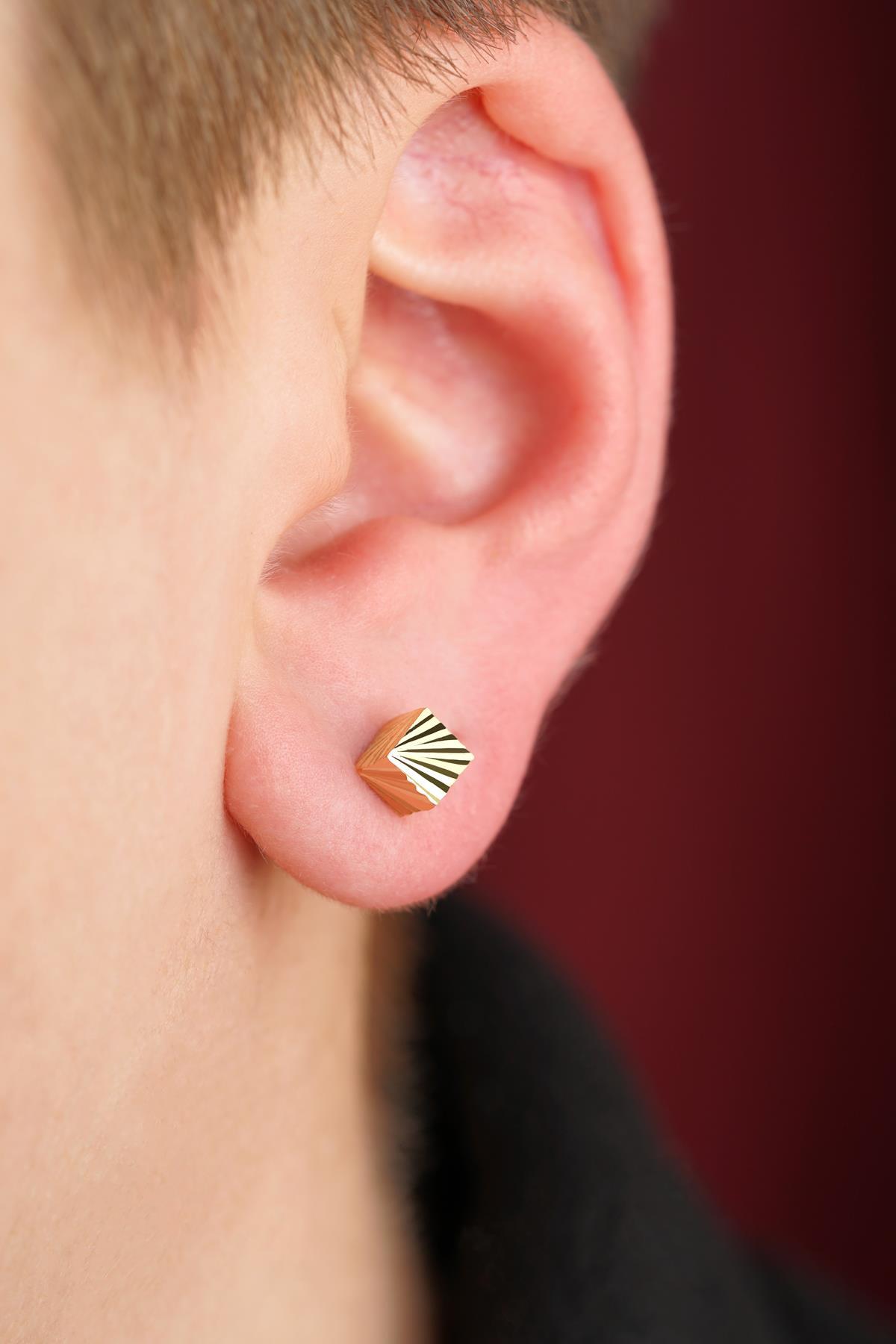 14 Ayar Altın Desenli Küp Küpe Erkek - Fiyonk Kuyumculuk (1)