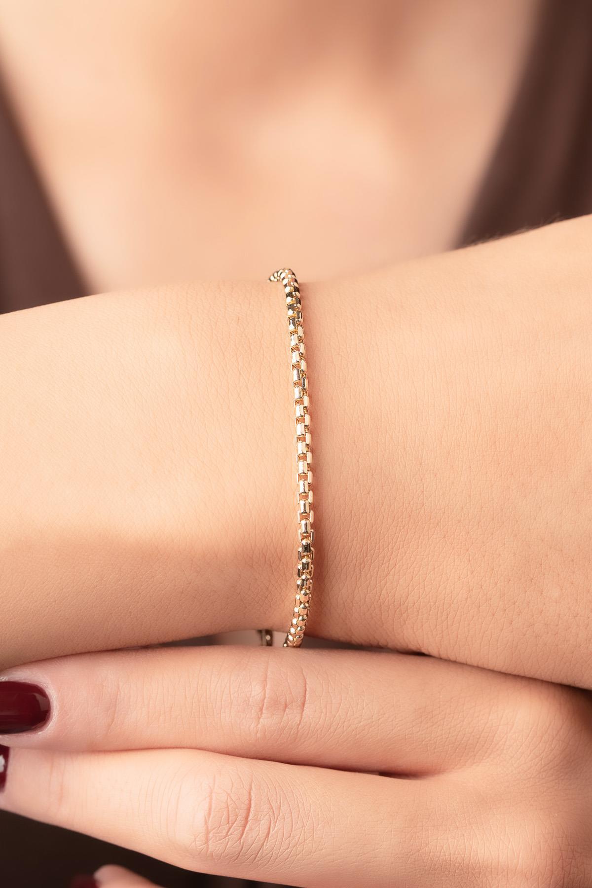 14 Ayar Altın Desenli Küp Zincir Bileklik 2.55 mm - Fiyonk Kuyumculuk (1)