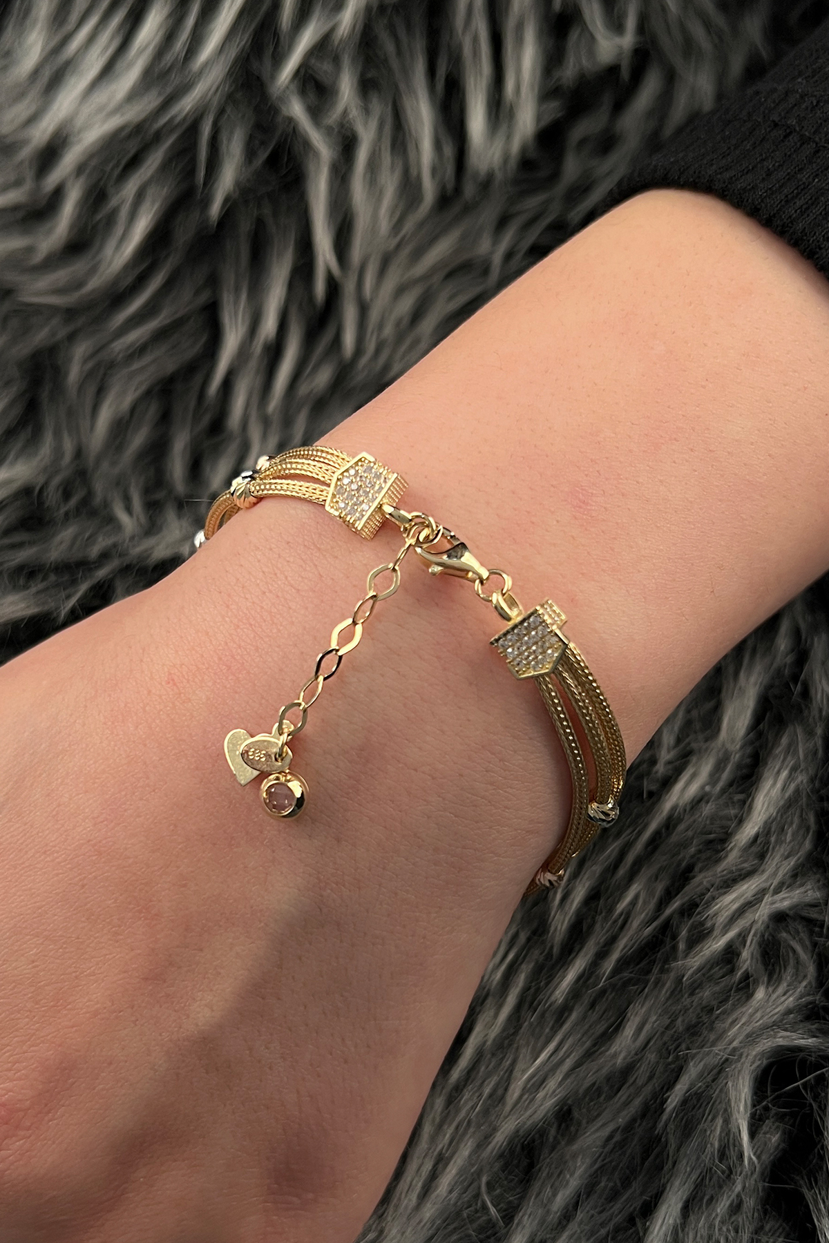 14 Ayar Altın Dorika Detaylı 3 Sıra Tilki Kuyruğu Bileklik - Fiyonk Kuyumculuk (1)