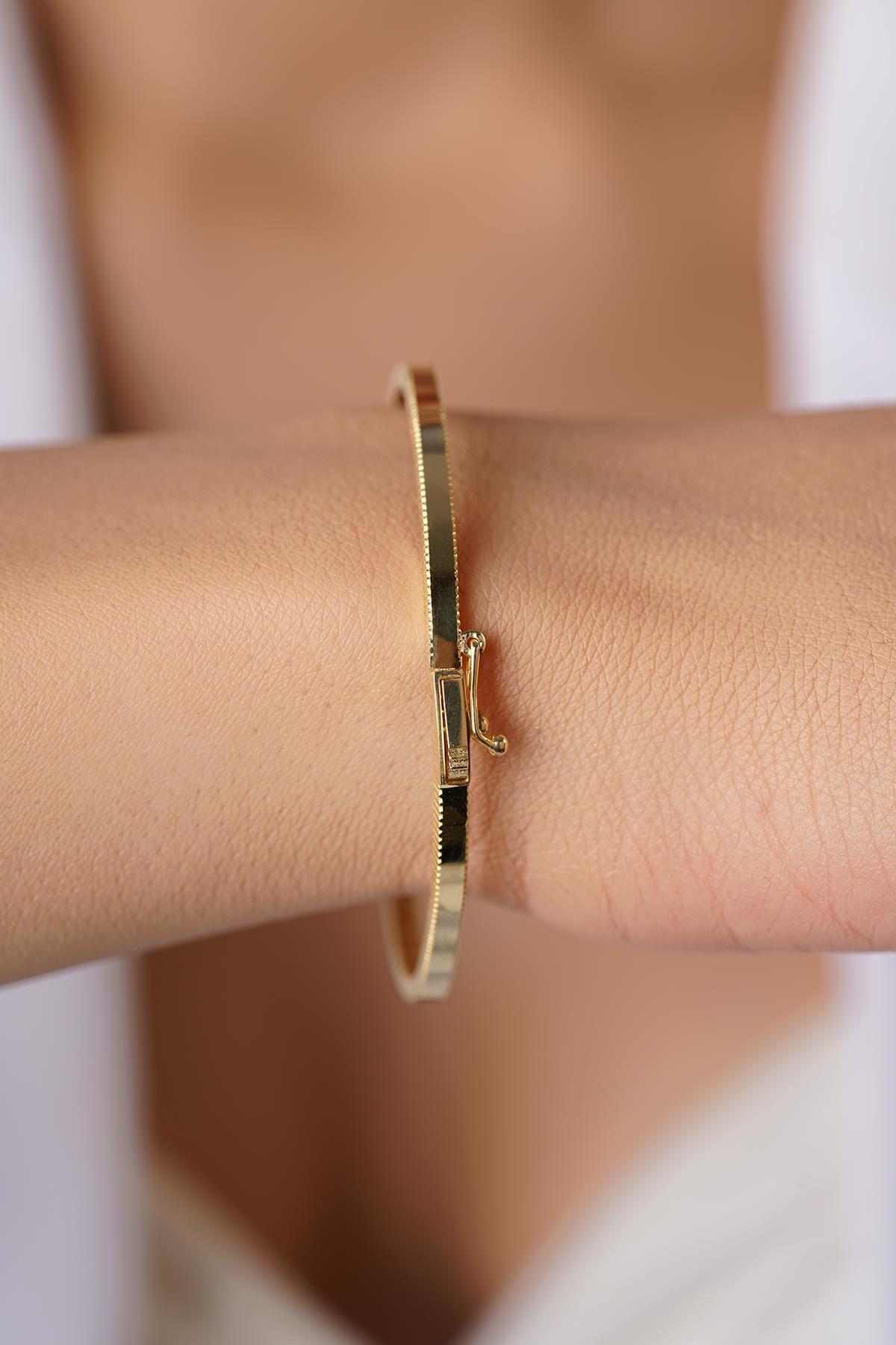 14 Ayar Altın Düz Ajda Kelepçe Bilezik - Fiyonk Kuyumculuk (1)