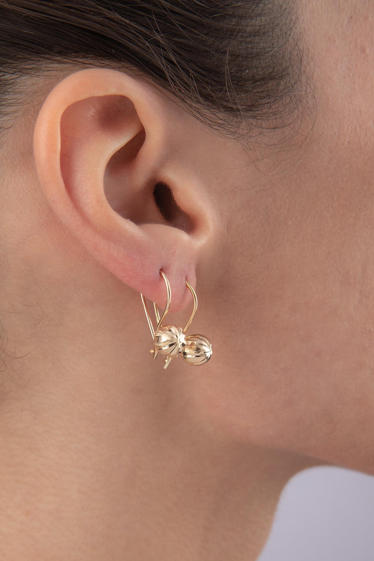 14 Ayar Altın Düz Kalemli Mini Top Küpe - Fiyonk Kuyumculuk (1)