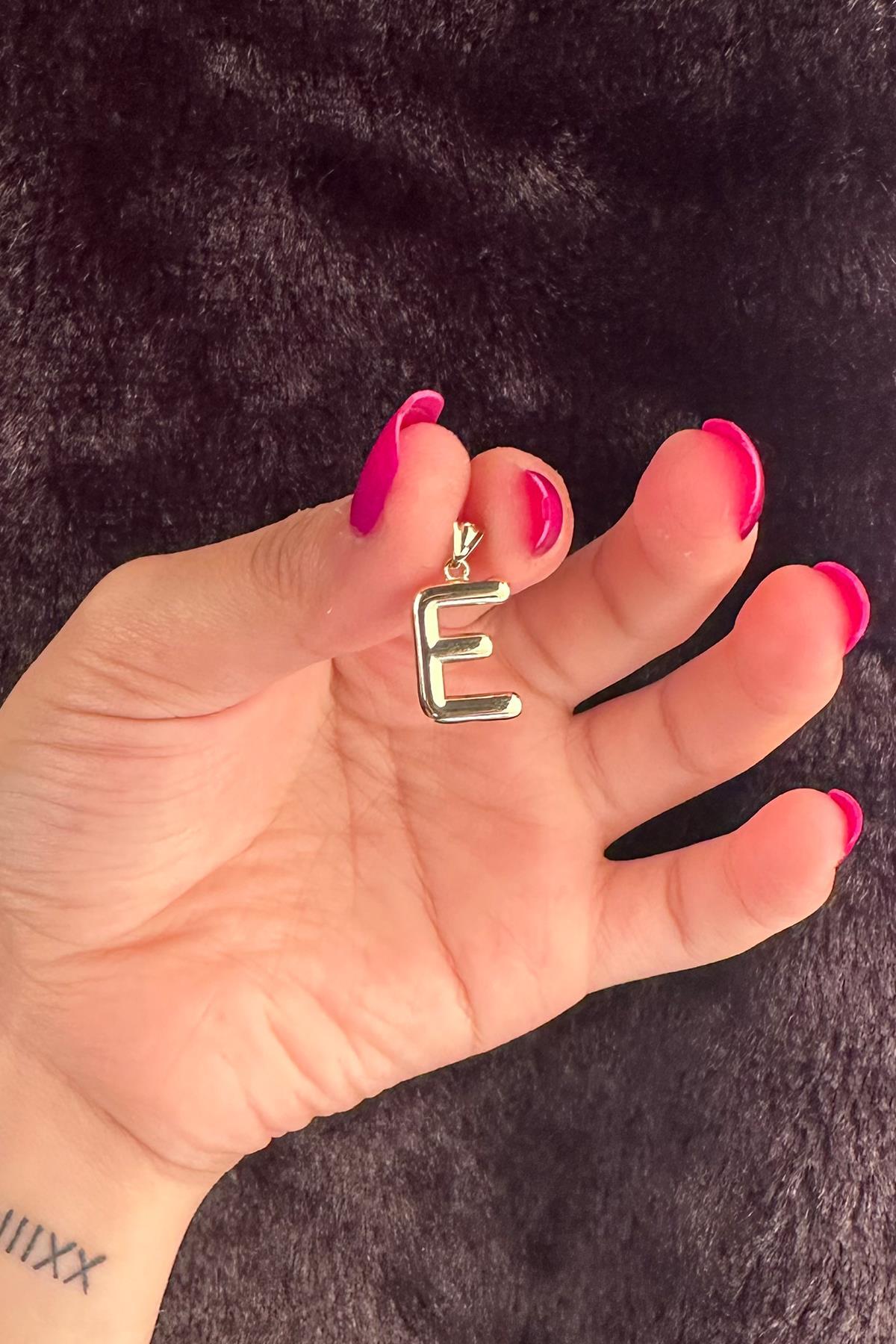 14 Ayar Altın E Harf Kolye Ucu - Fiyonk Kuyumculuk