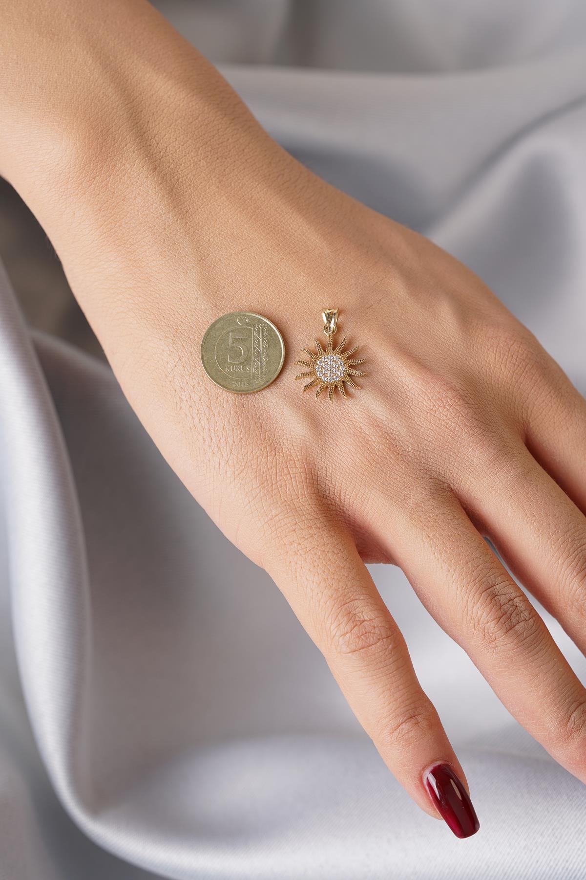 14 Ayar Altın Güneş Kolye Ucu - Fiyonk Kuyumculuk (1)