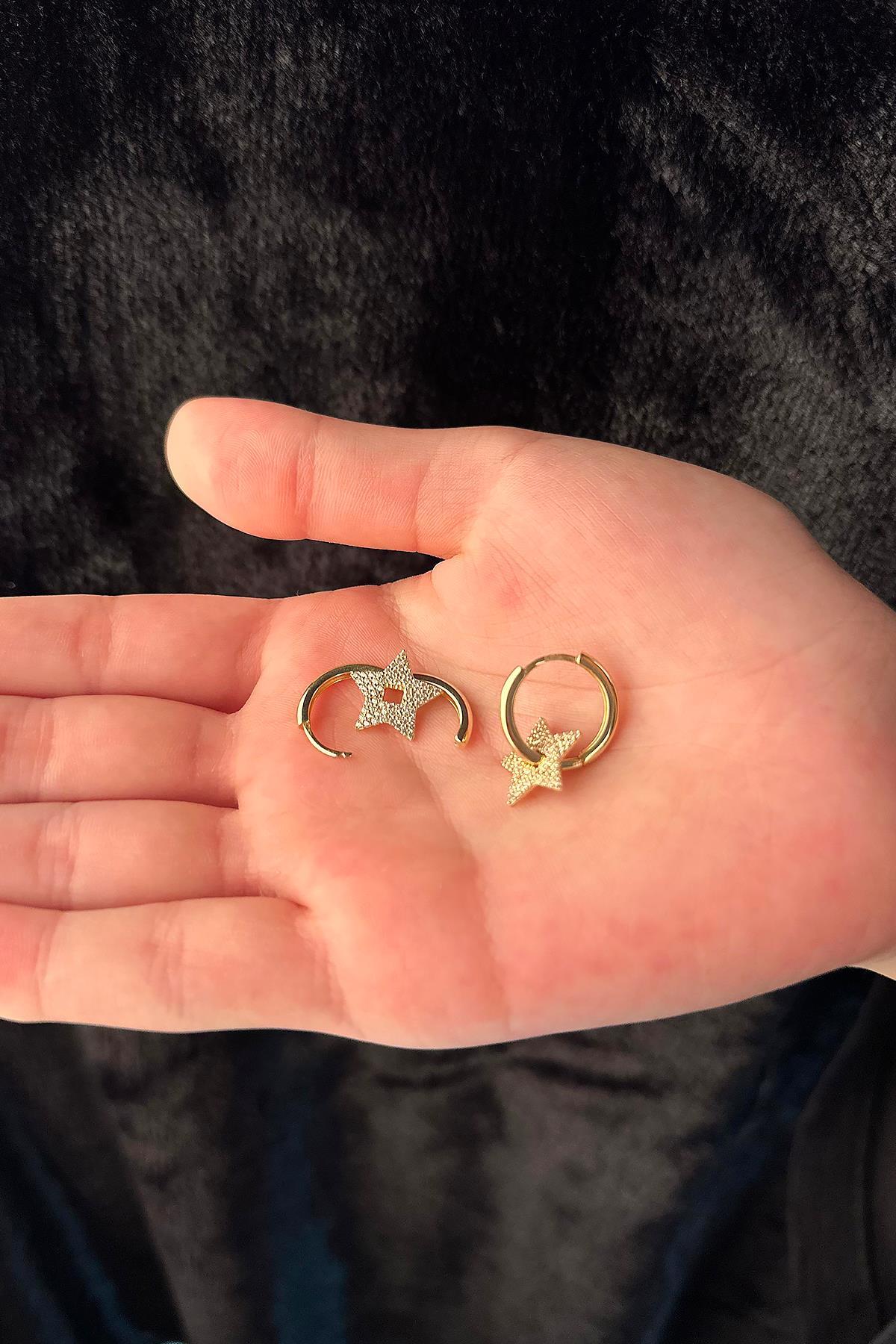 14 Ayar Altın Halka İçi Yıldız Detaylı Küpe - Fiyonk Kuyumculuk (1)