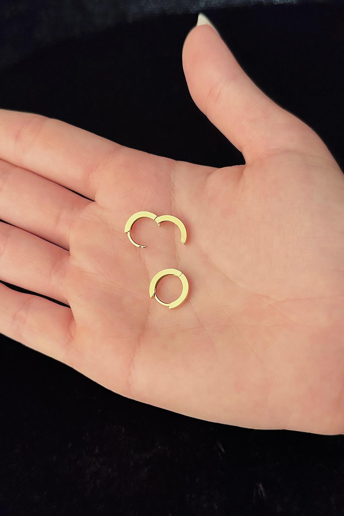 14 Ayar Altın İnce Köşeli Halka Küpe - Fiyonk Kuyumculuk (1)