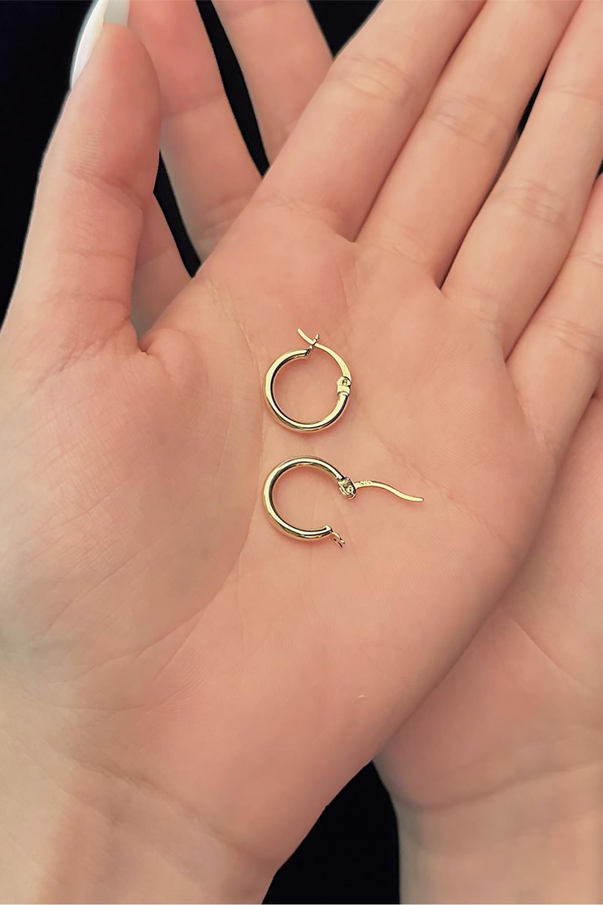 14 Ayar Altın İnce Silindir Halka Küpe - Fiyonk Kuyumculuk (1)