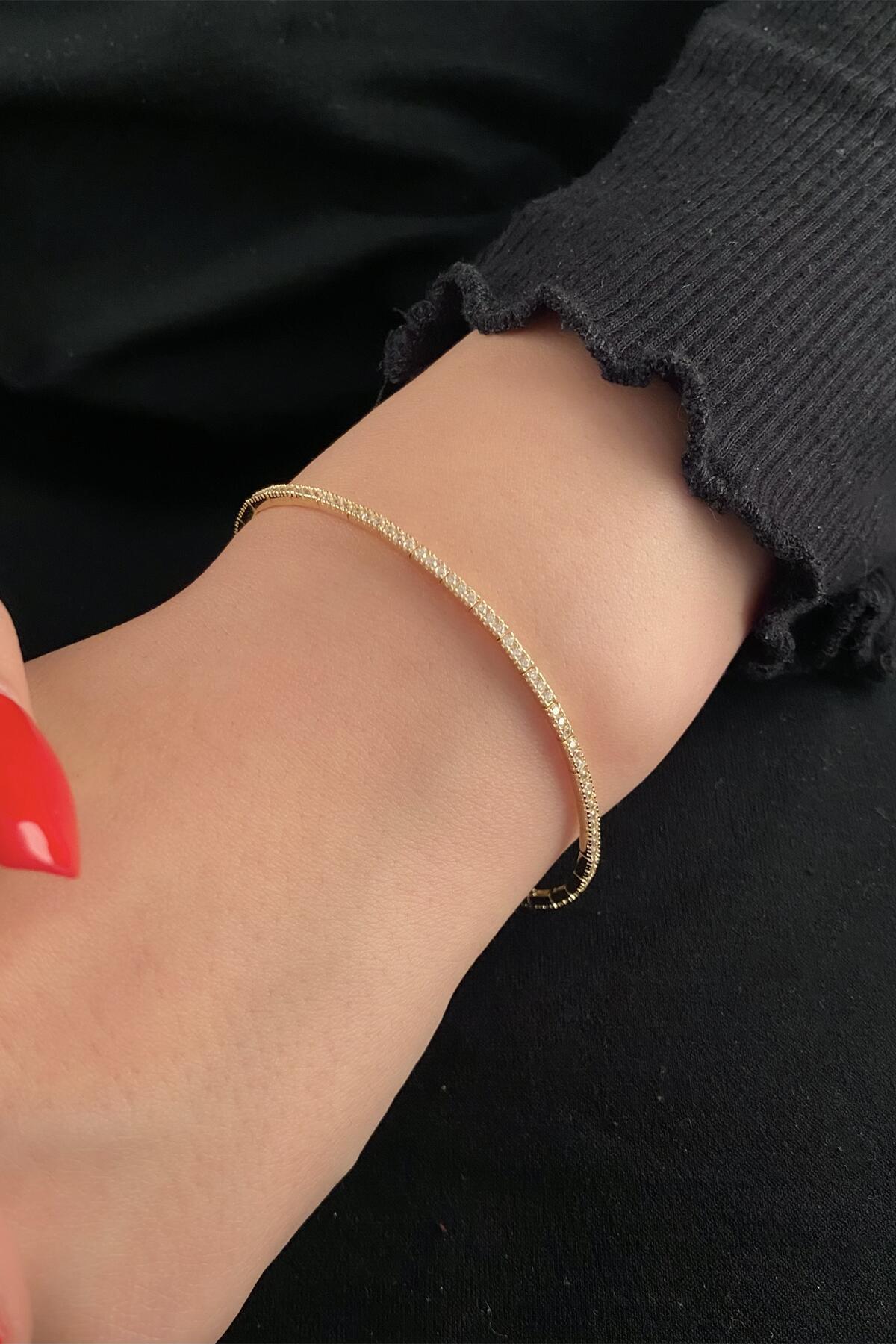 14 Ayar Altın İnce Su Yolu Bileklik - Fiyonk Kuyumculuk (1)