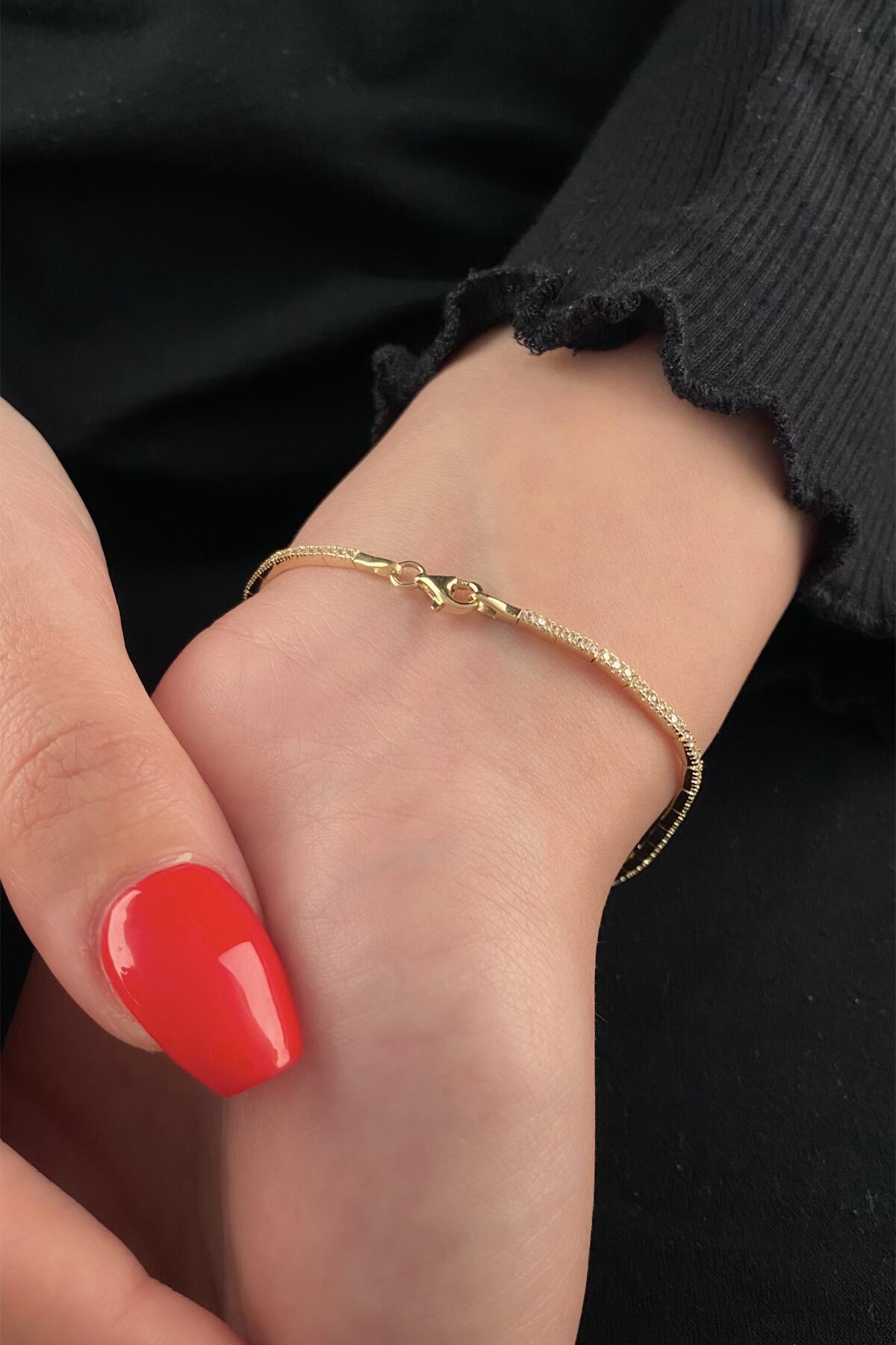 14 Ayar Altın İnce Su Yolu Bileklik - Fiyonk Kuyumculuk (1)