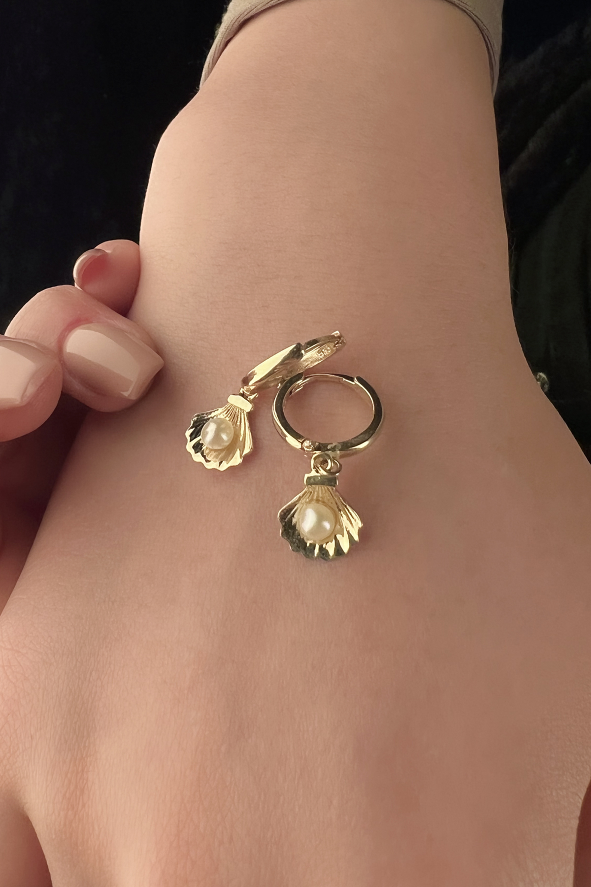 14 Ayar Altın İnci Detaylı İstiridye Küpe - Fiyonk Kuyumculuk (1)