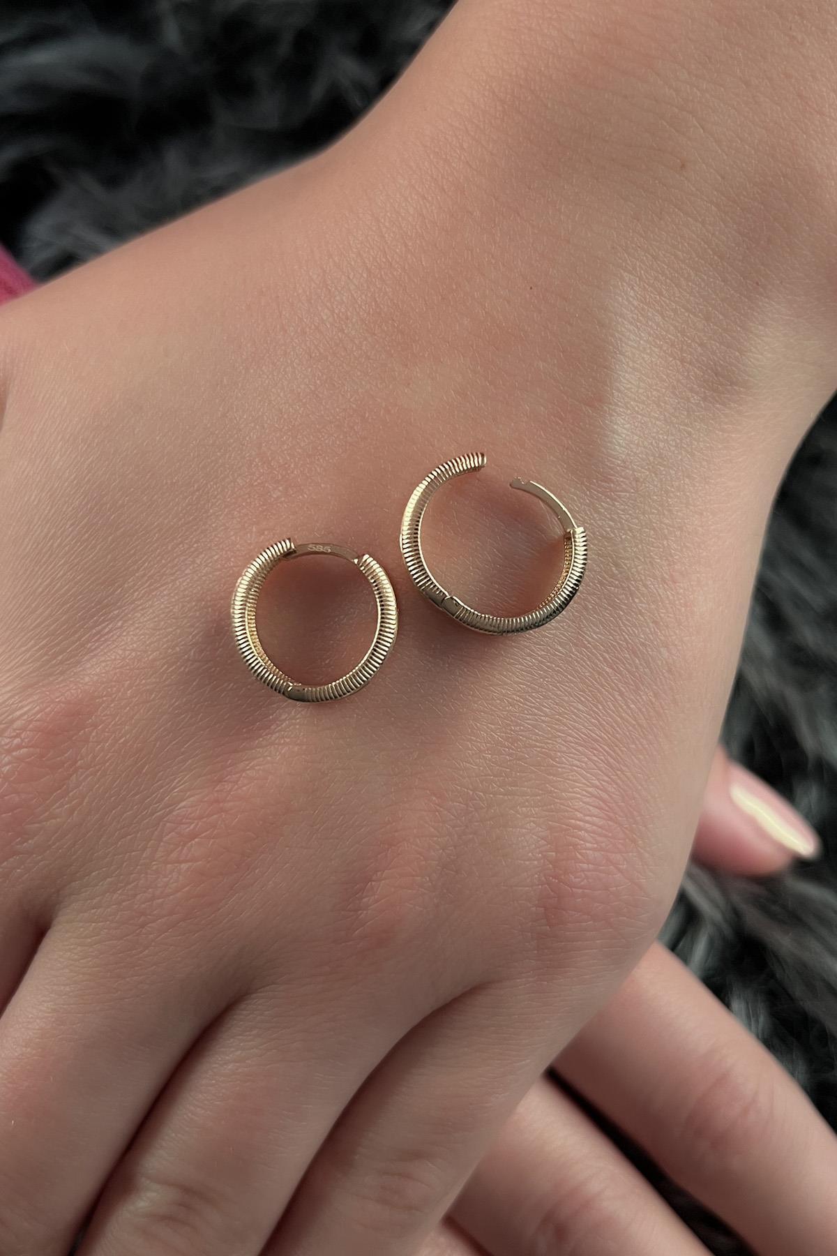 14 Ayar Altın Işıltılı Halka Küpe 3 - Fiyonk Kuyumculuk (1)