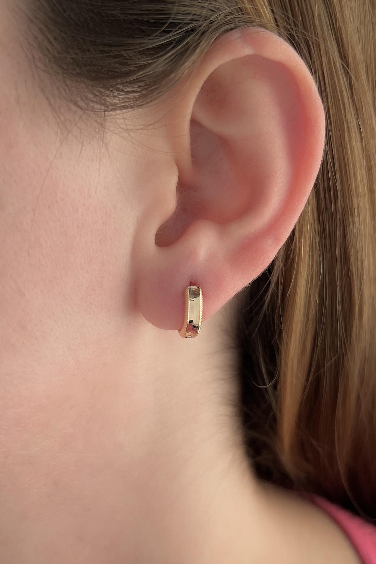 14 Ayar Altın Işıltılı Halka Küpe - Fiyonk Kuyumculuk (1)