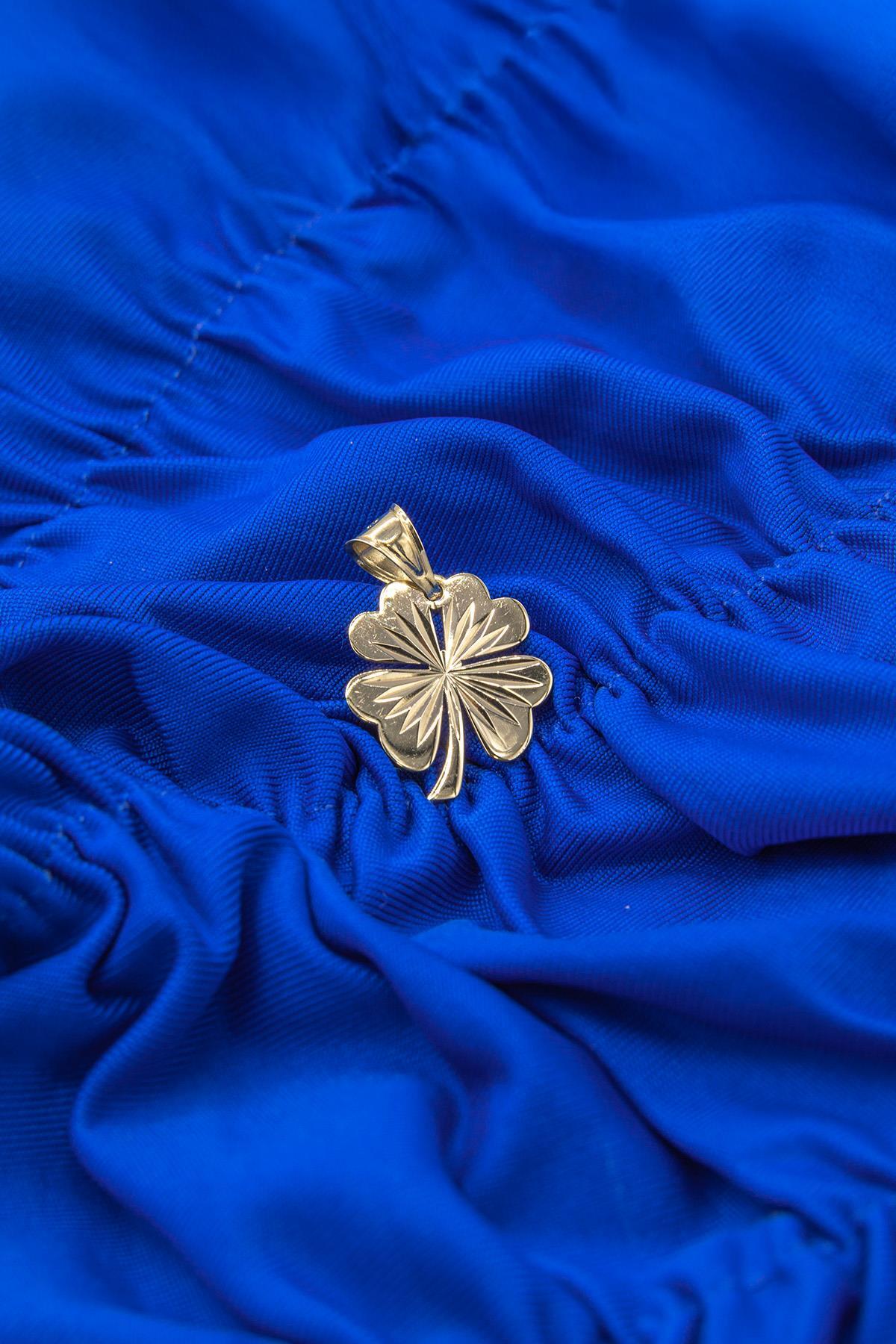 14 Ayar Altın Işıltılı Mini Yonca Kolye Ucu - Fiyonk Kuyumculuk (1)