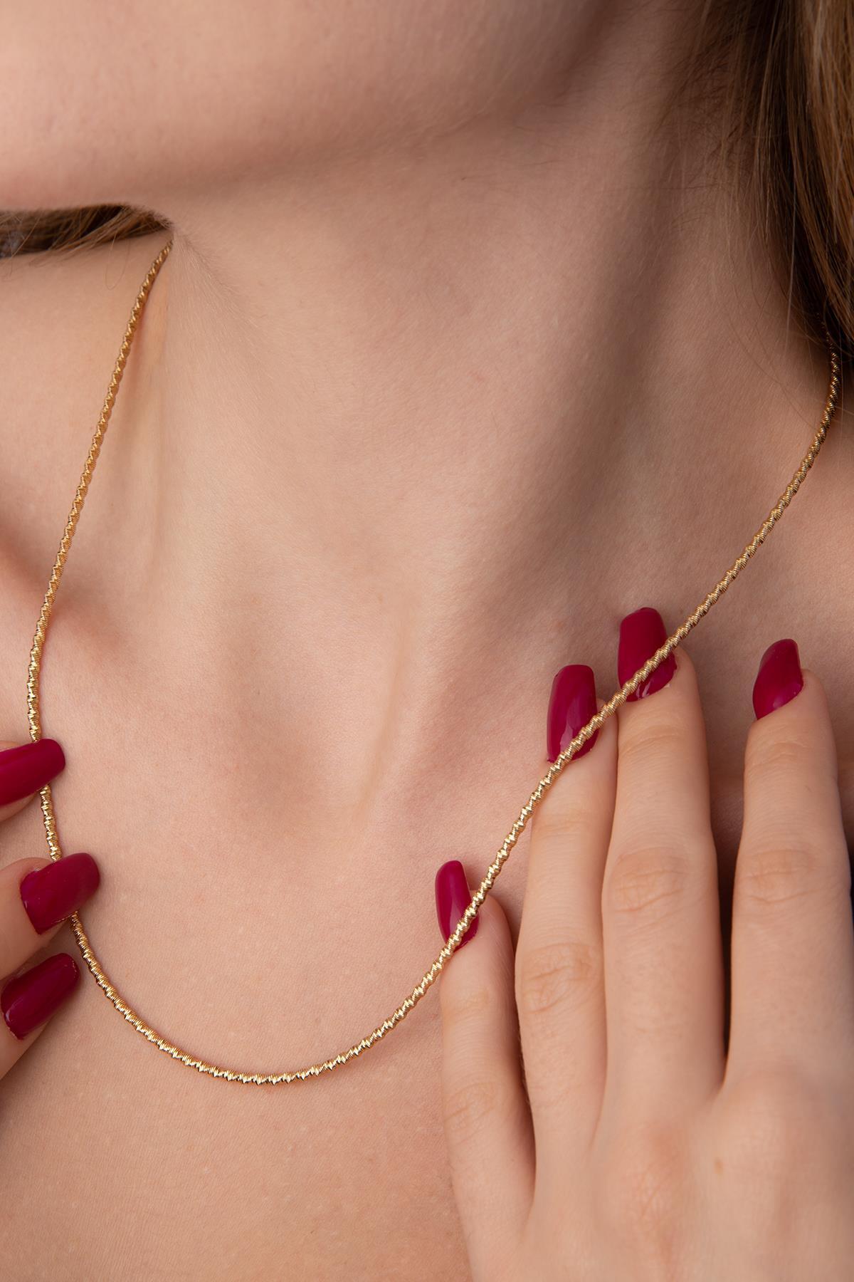 14 Ayar Altın Işıltılı Modern Dorika Kolye - Fiyonk Kuyumculuk (1)