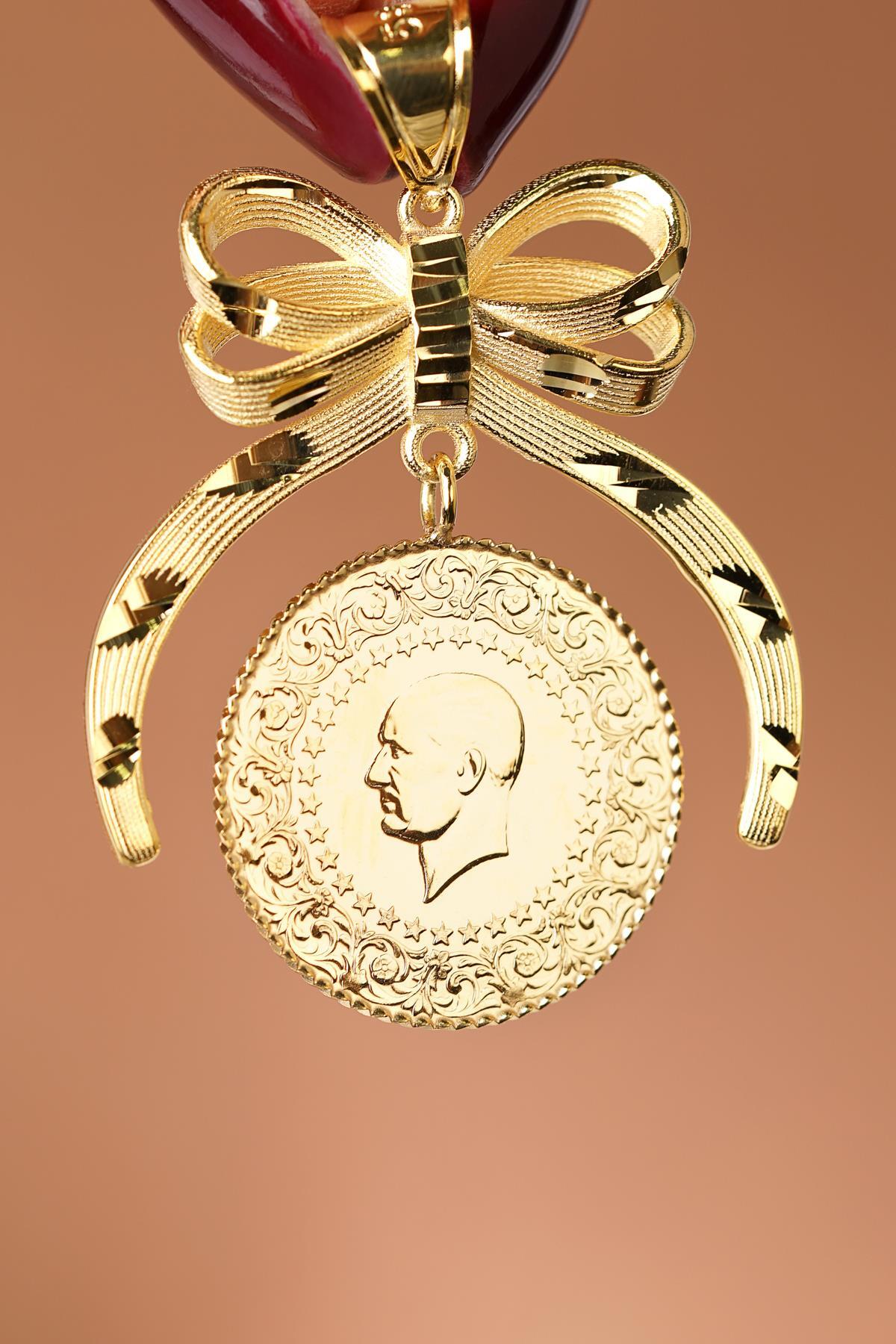 14 Ayar Altın Kalem İşlemeli Fiyonklu Çeyrek Altın Kolye Ucu - Fiyonk Kuyumculuk