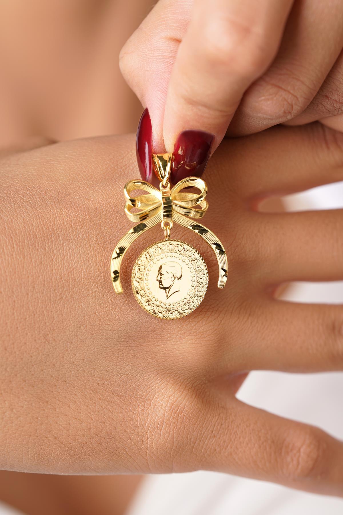 14 Ayar Altın Kalem İşlemeli Fiyonklu Çeyrek Altın Kolye Ucu - Fiyonk Kuyumculuk (1)