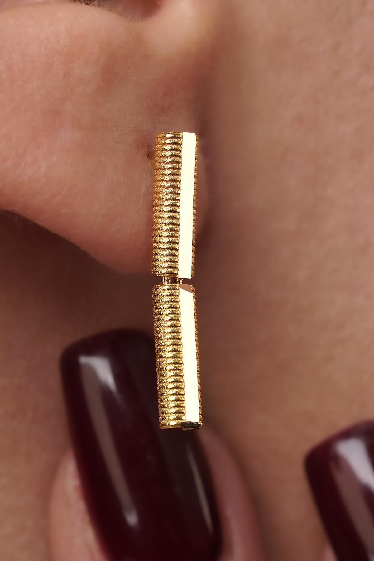 14 Ayar Altın Kalemli Ajda Küpe - Fiyonk Kuyumculuk (1)