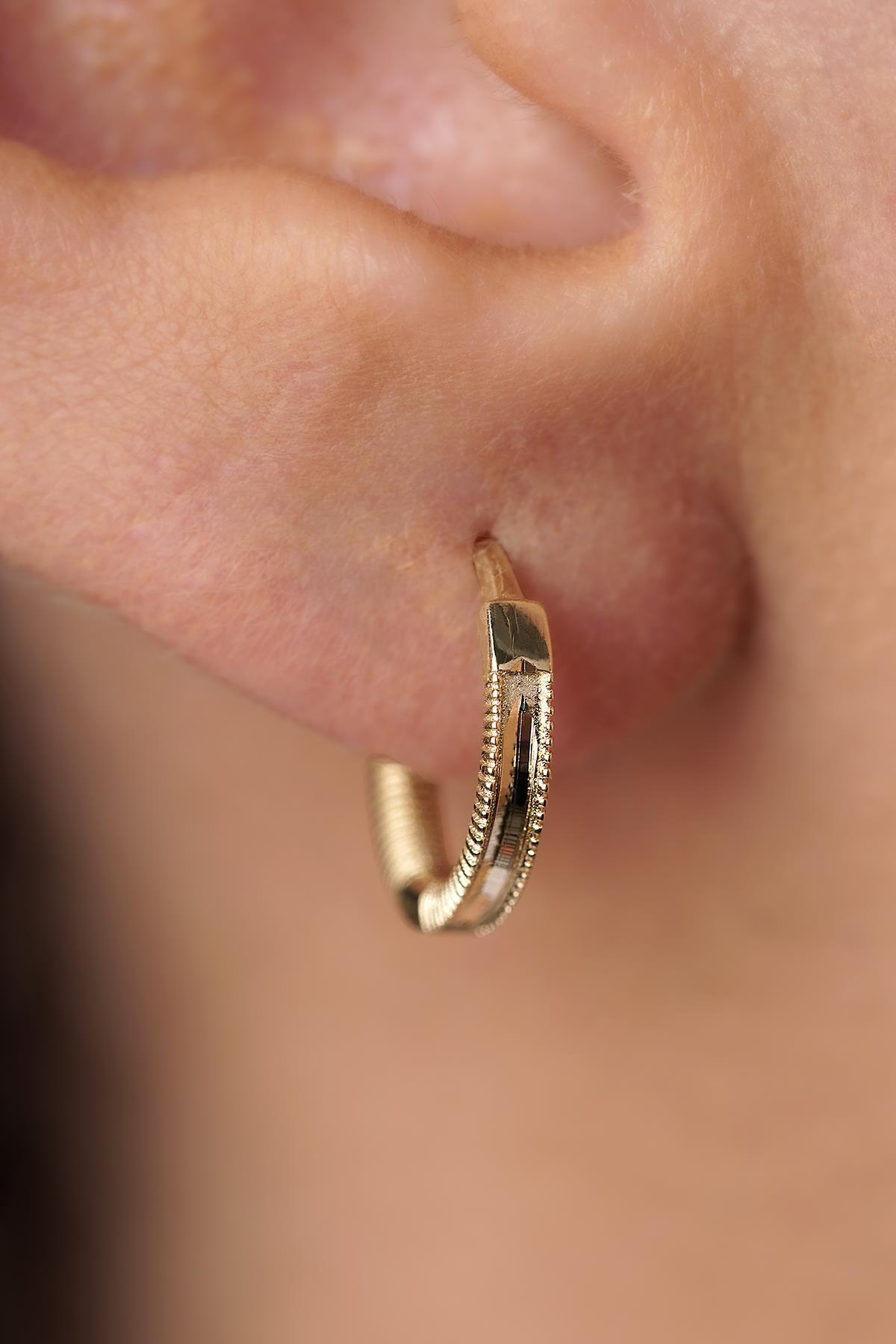 14 Ayar Altın Kalemli Mini Ajda Halka Küpe - Fiyonk Kuyumculuk (1)