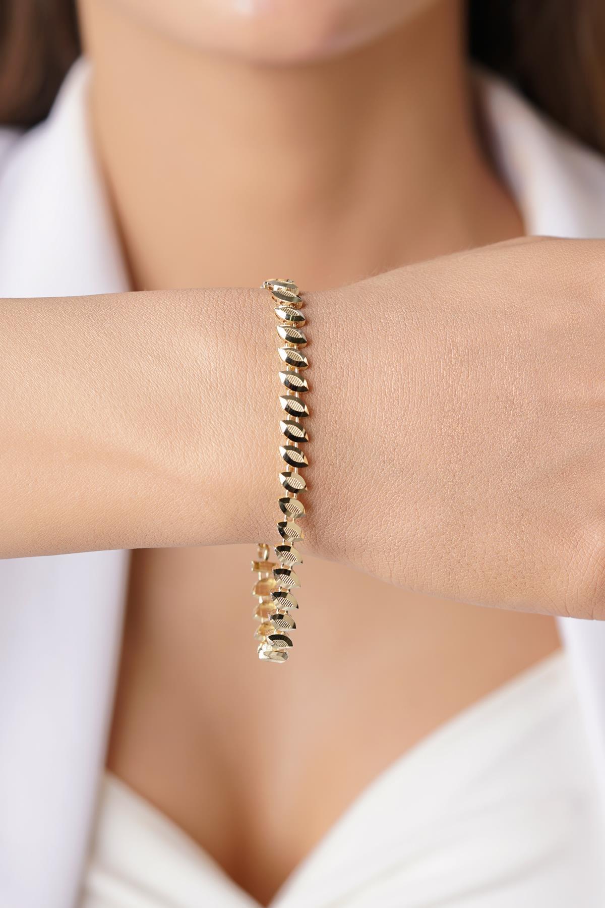 14 Ayar Altın Kalemli Yaprak Bileklik - Fiyonk Kuyumculuk (1)