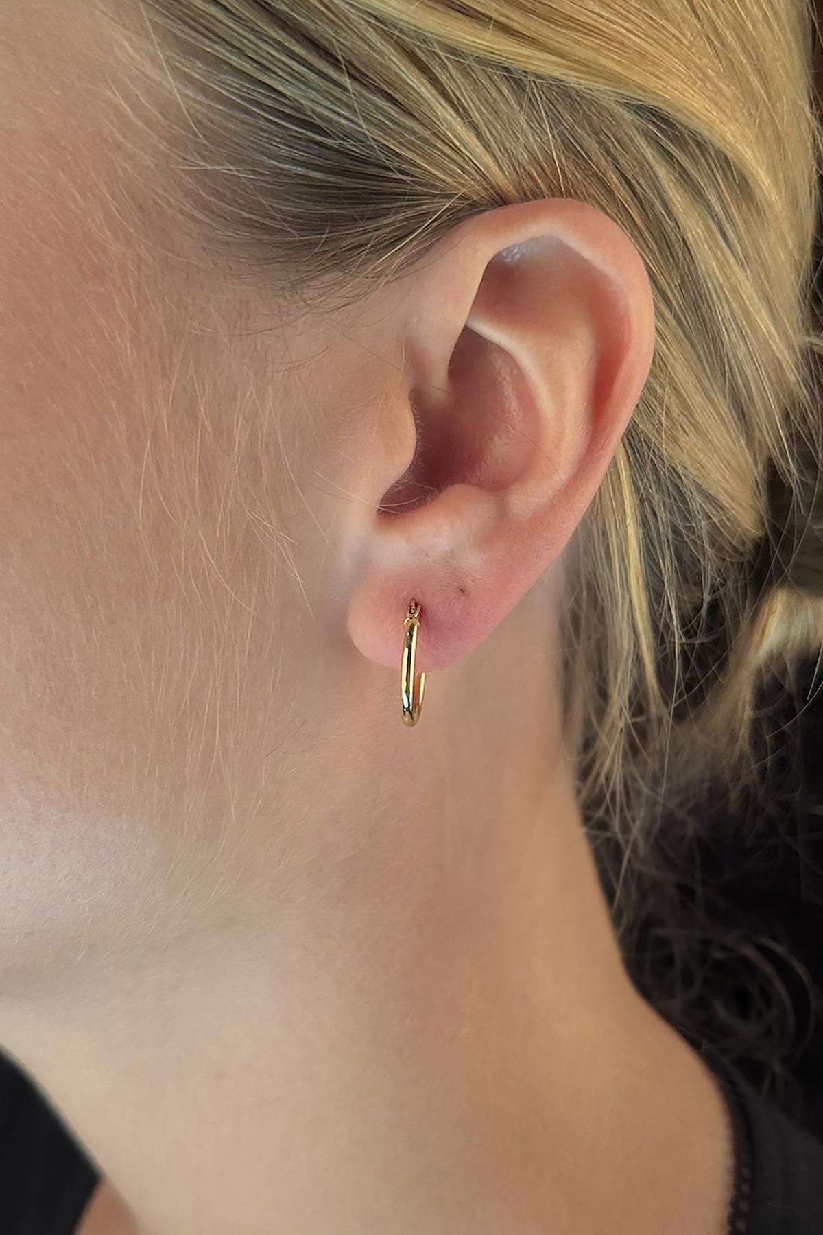 14 Ayar Altın Kalın Silindir Halka Küpe - Fiyonk Kuyumculuk (1)