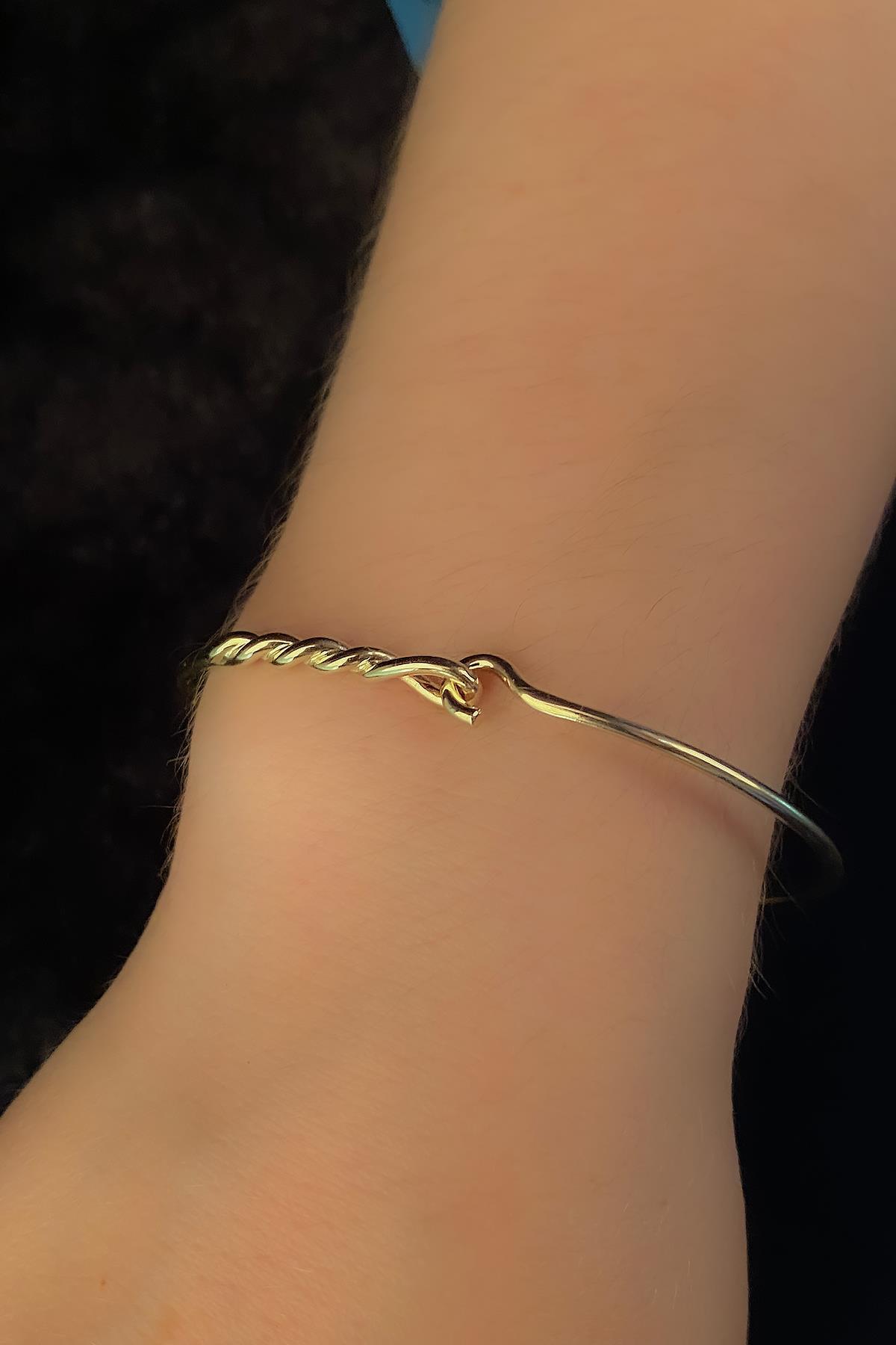 14 Ayar Altın Kancalı Örgü Kelepçe - Fiyonk Kuyumculuk (1)