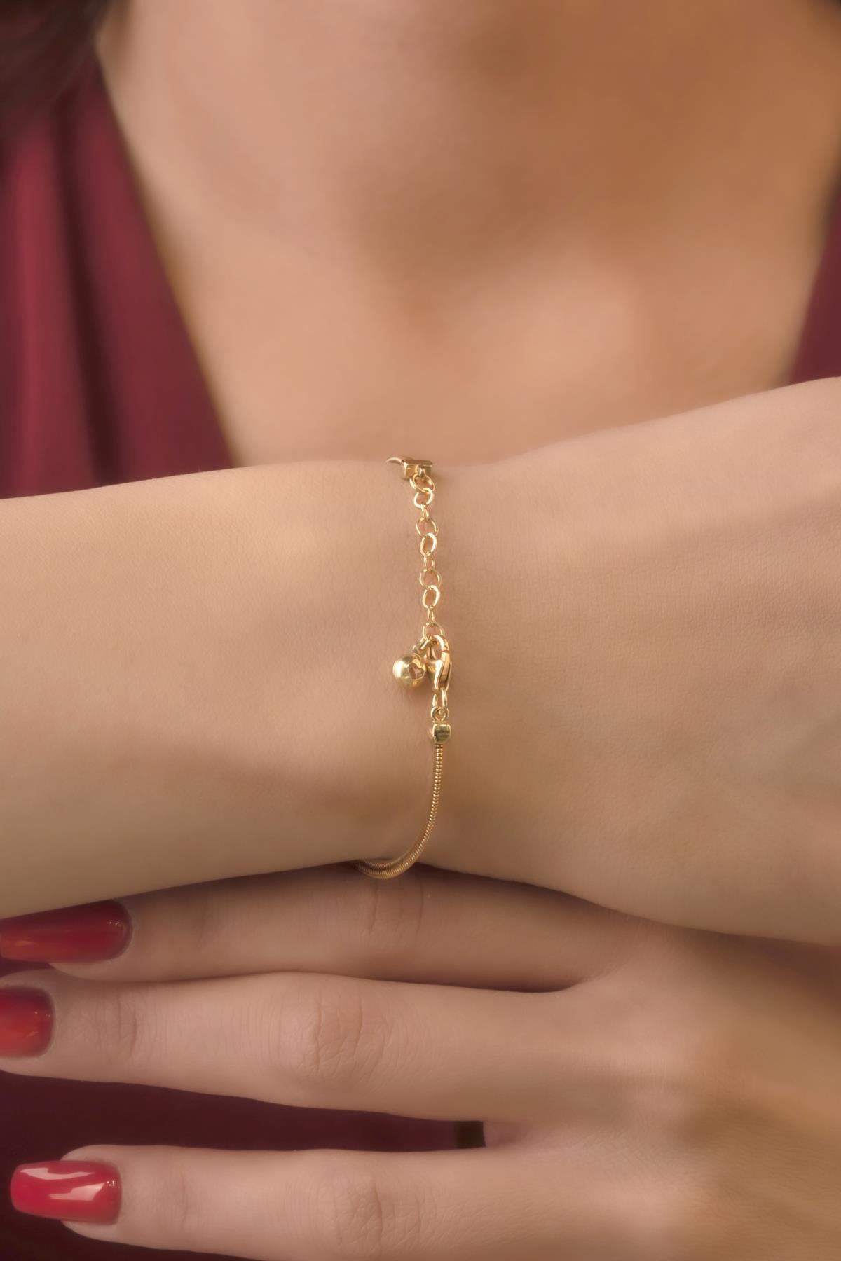 14 Ayar Altın Kelebek Ve Göz Detaylı İtalyan Balıksırtı Bileklik - Fiyonk Kuyumculuk (1)