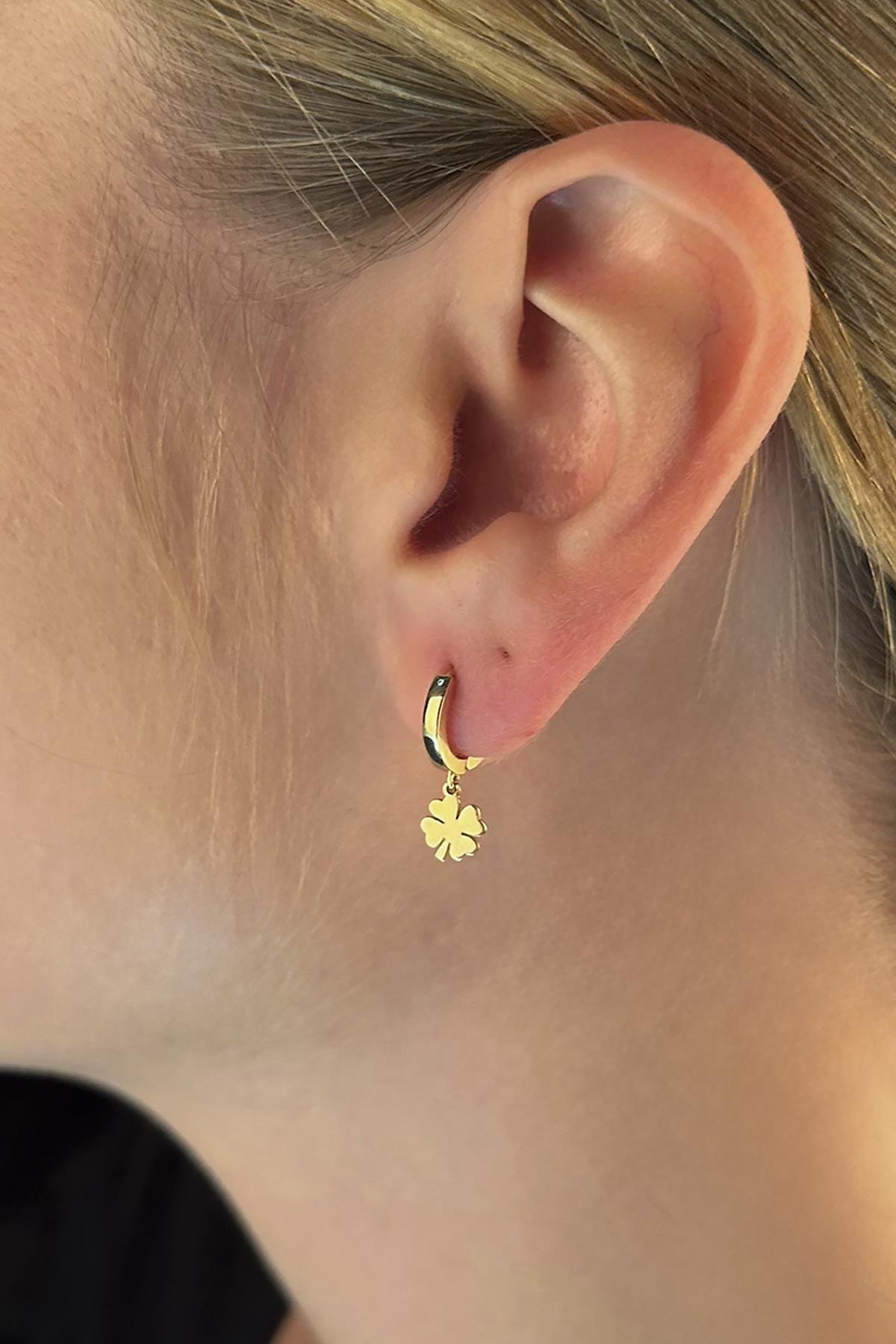 14 Ayar Altın Köşeli Yonca Sallantılı Küpe - Fiyonk Kuyumculuk