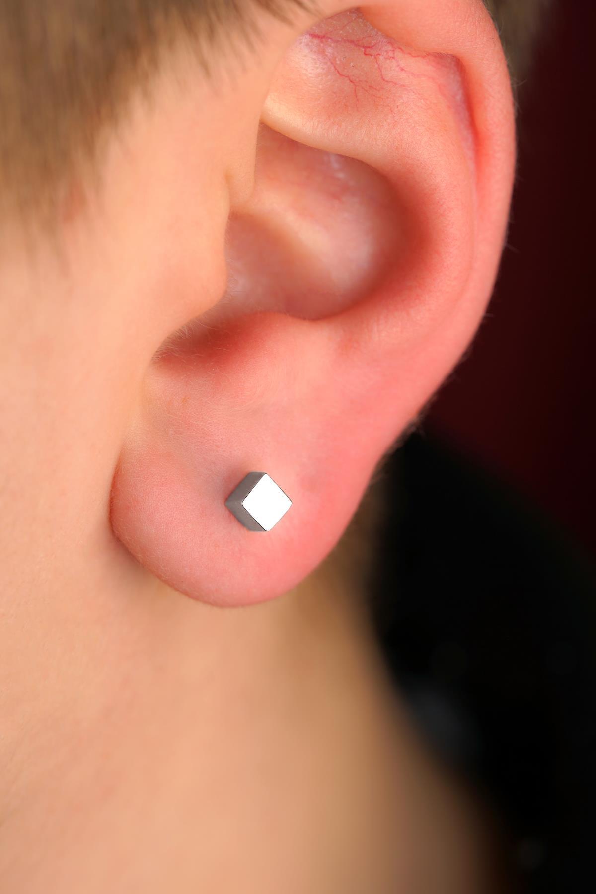 14 Ayar Altın Küp Küpe Erkek - Fiyonk Kuyumculuk (1)