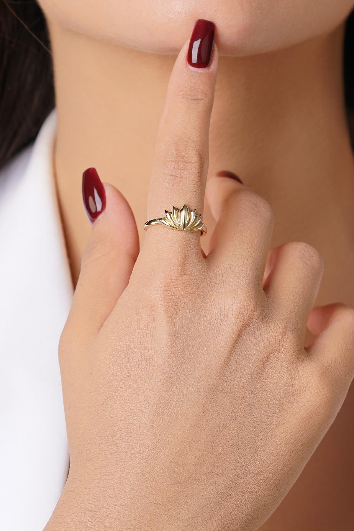 14 Ayar Altın Lotus Çiçeği Yüzük - Fiyonk Kuyumculuk (1)