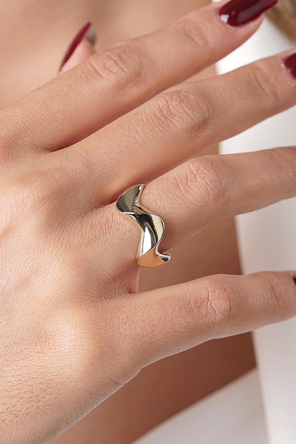 14 Ayar Altın Lüle Yüzük