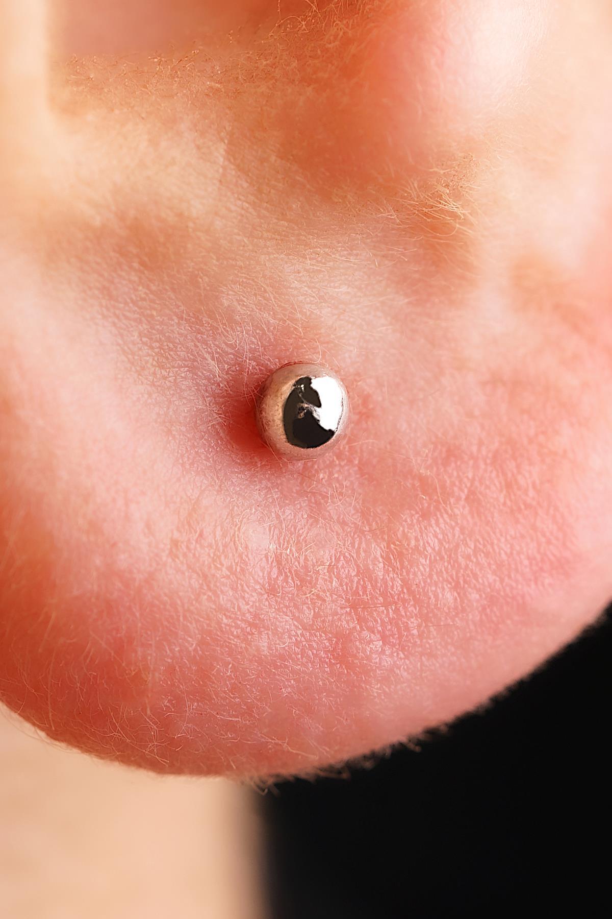 14 Ayar Altın Mini Yuvarlak Top Küpe Erkek - Fiyonk Kuyumculuk (1)