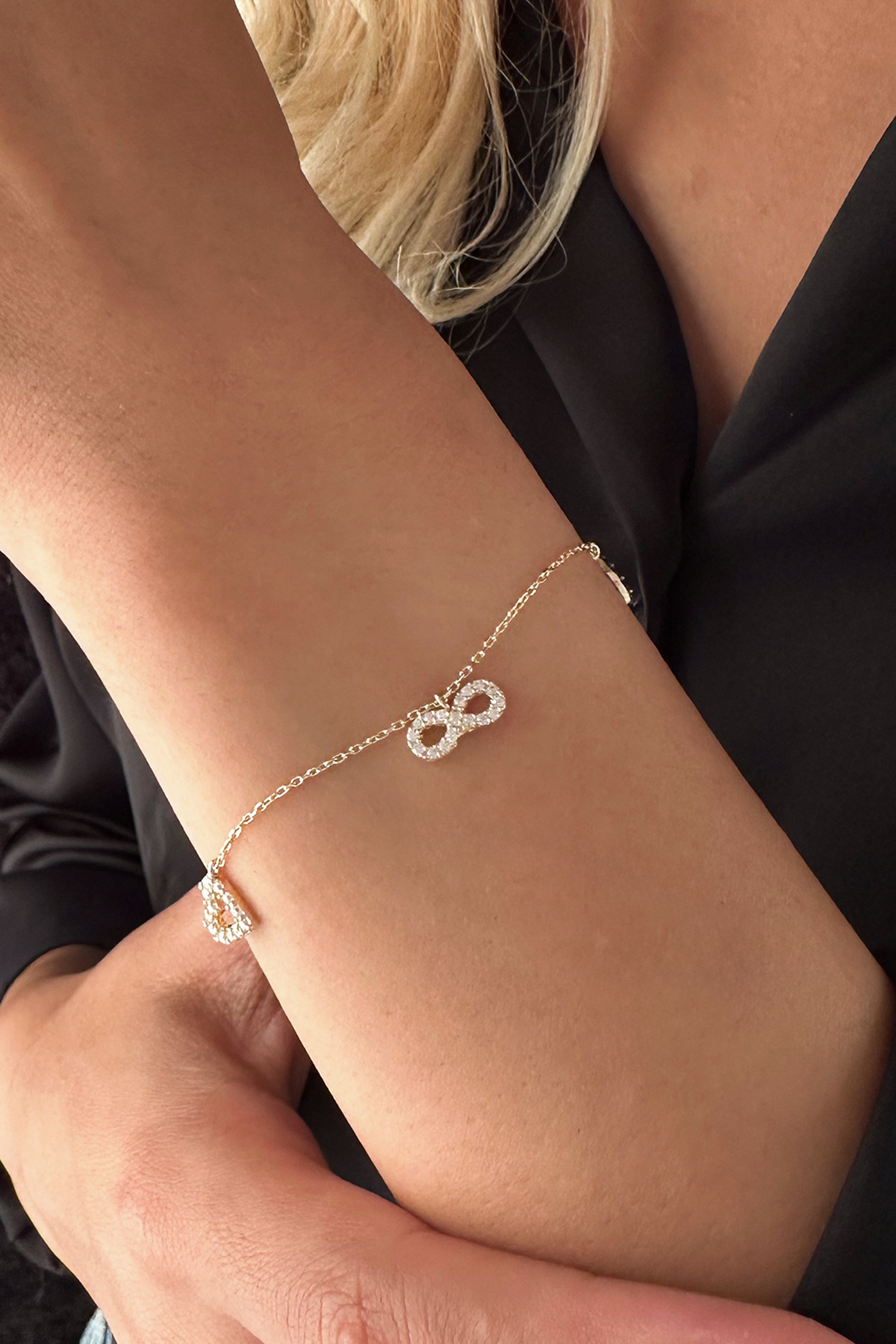 14 Ayar Altın Nazarlık Detaylı Şans Bilekliği - Fiyonk Kuyumculuk (1)