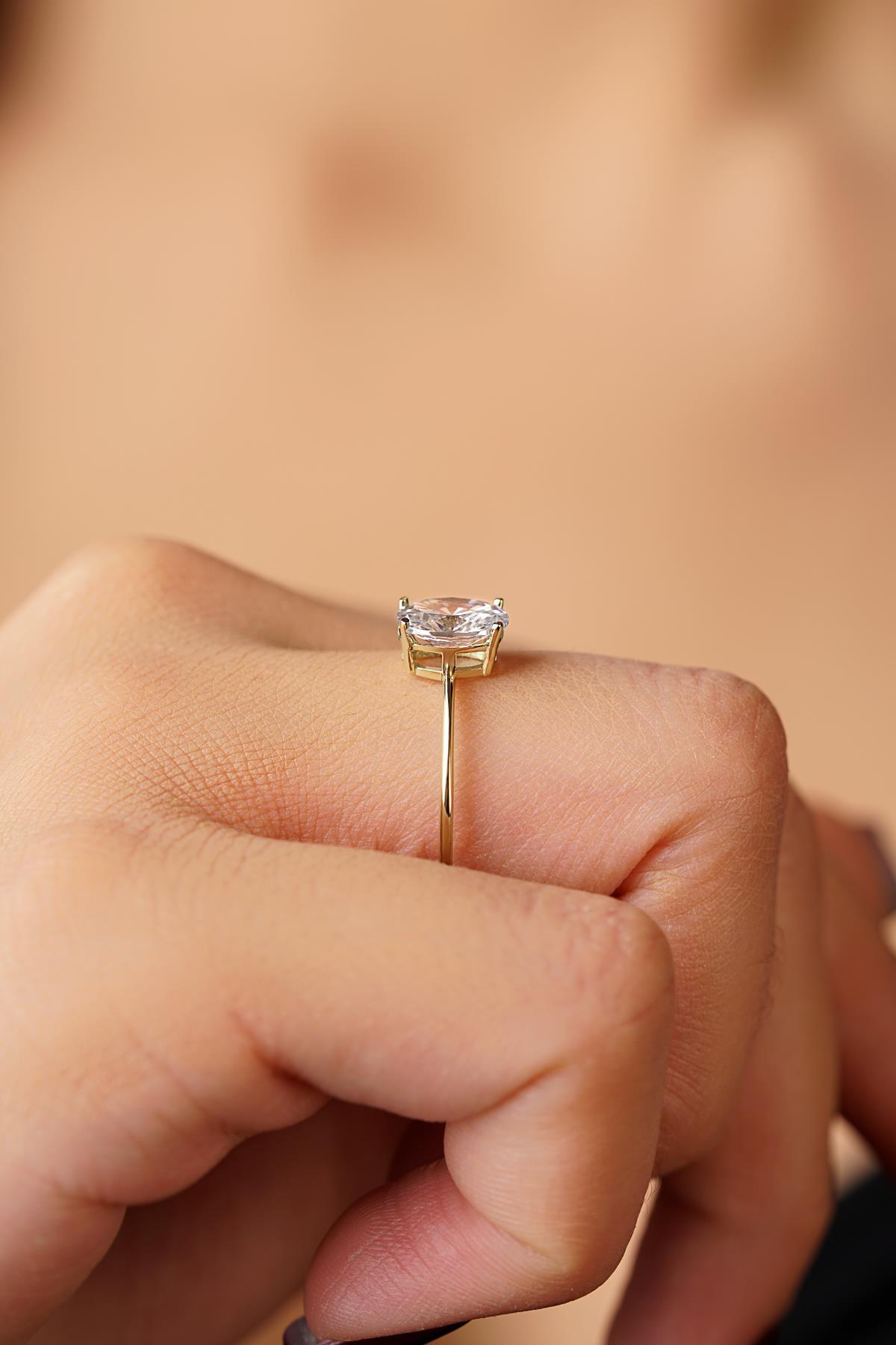 14 Ayar Altın Oval Tek Taş Yüzük - Fiyonk Kuyumculuk (1)