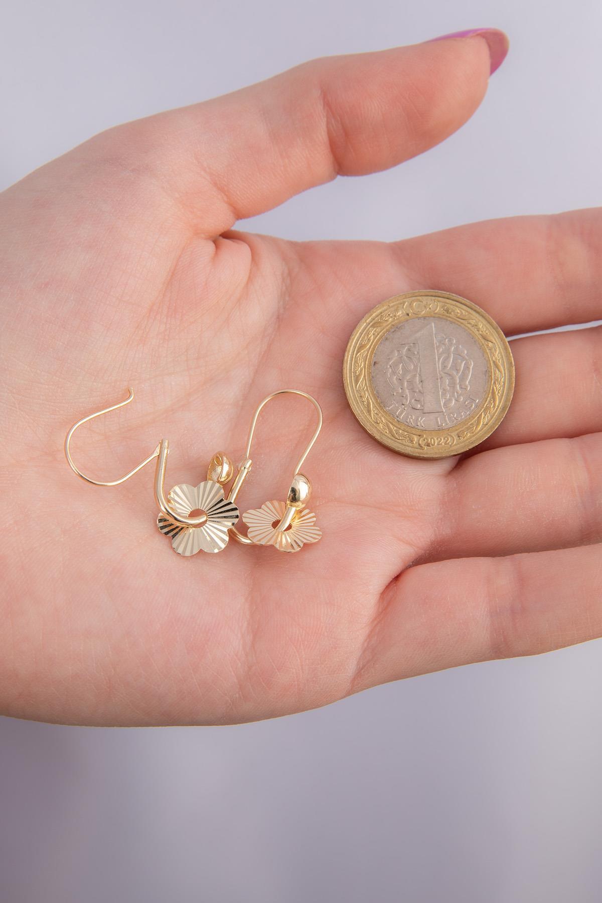 14 Ayar Altın Papatya Sallantılı Pır Pır Küpe - Fiyonk Kuyumculuk (1)