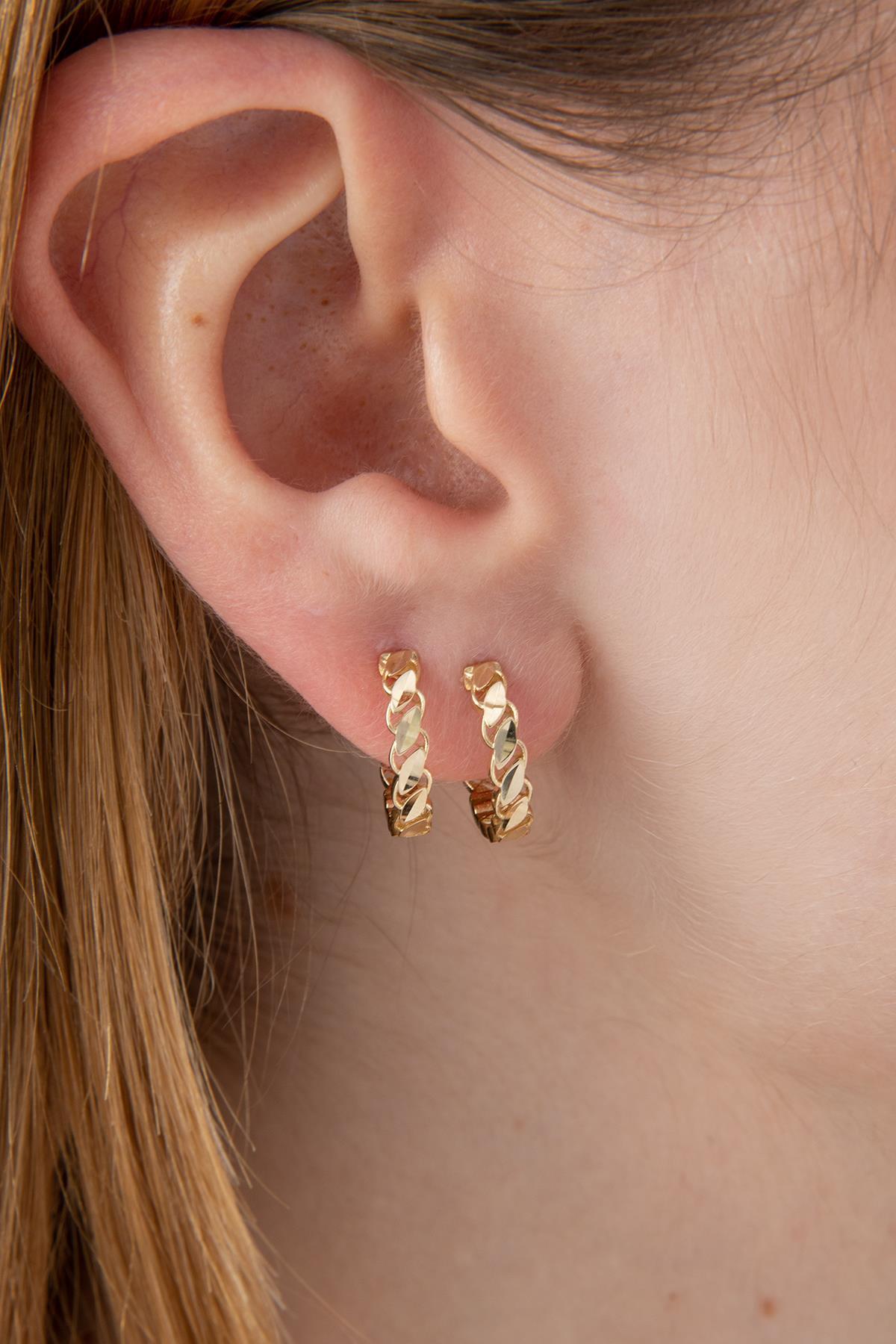 14 Ayar Altın Pullu Küpe - Fiyonk Kuyumculuk (1)